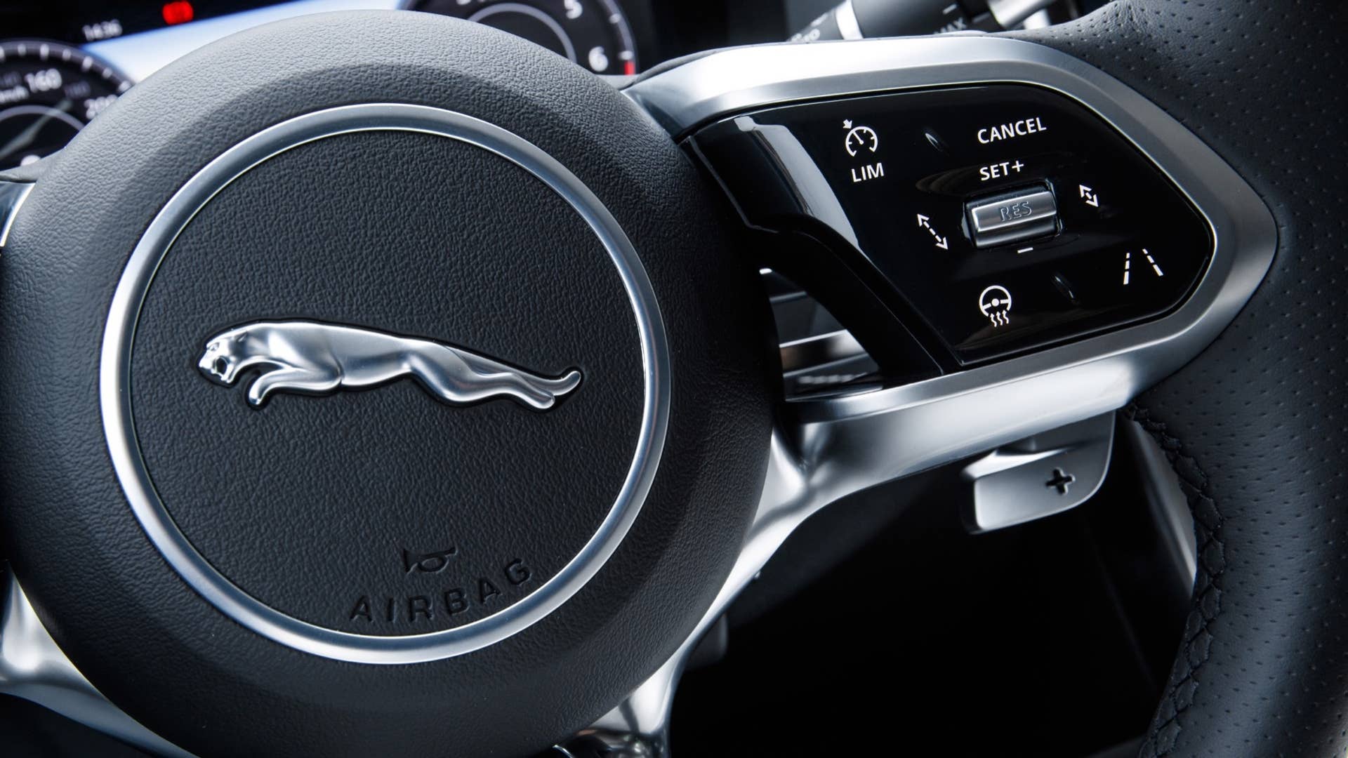 2020 Jaguar XE