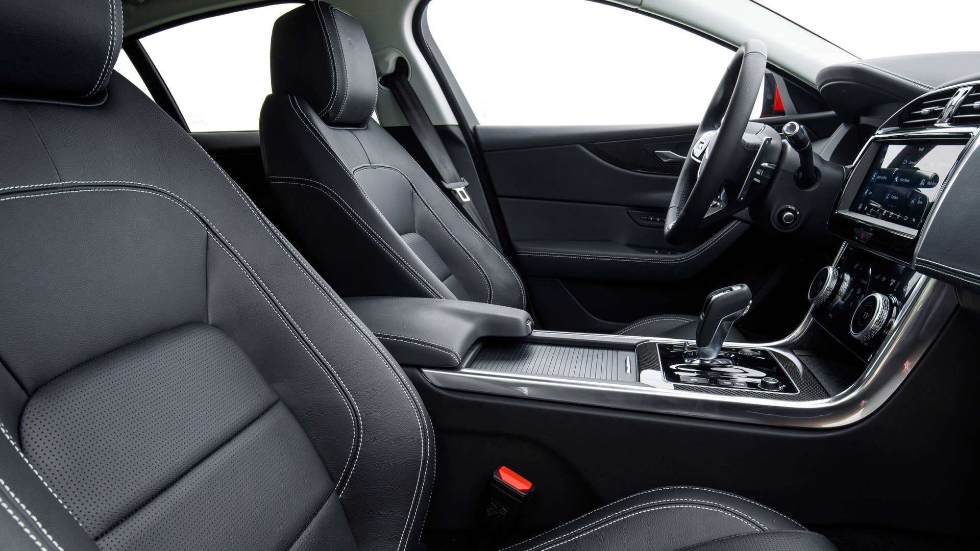 2020 Jaguar XE