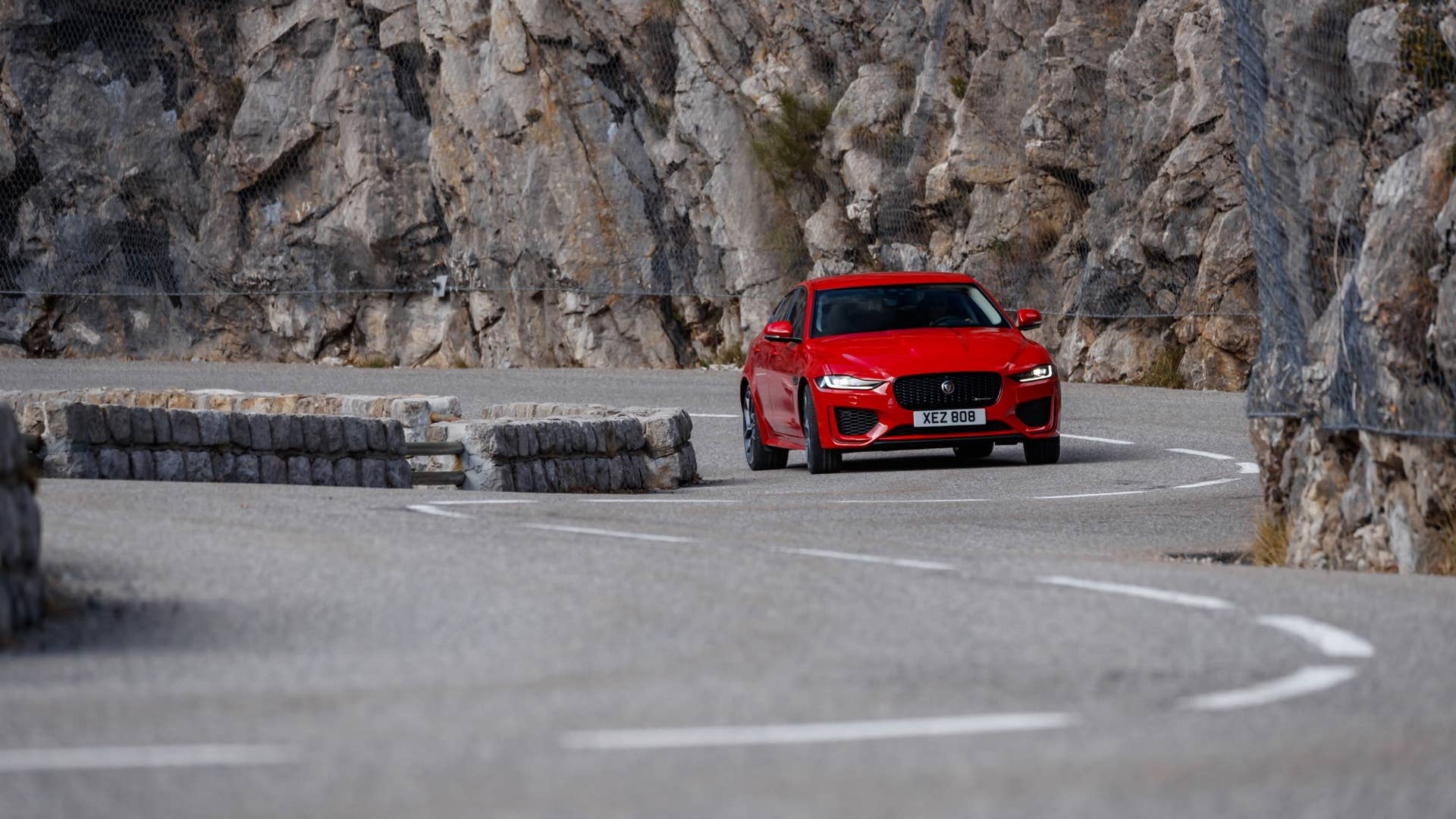 2020 Jaguar XE