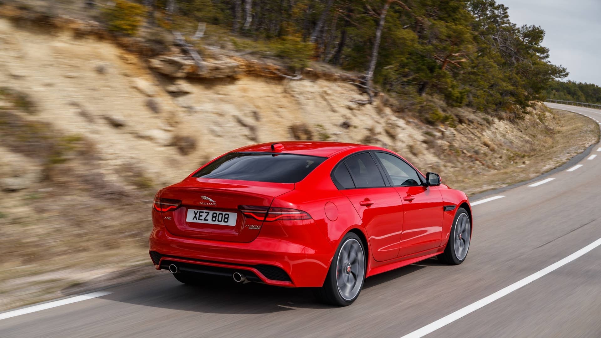 2020 Jaguar XE
