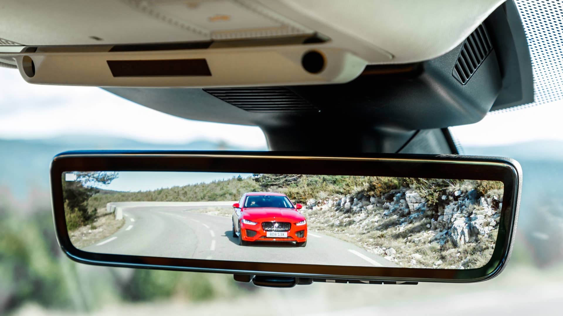 2020 Jaguar XE