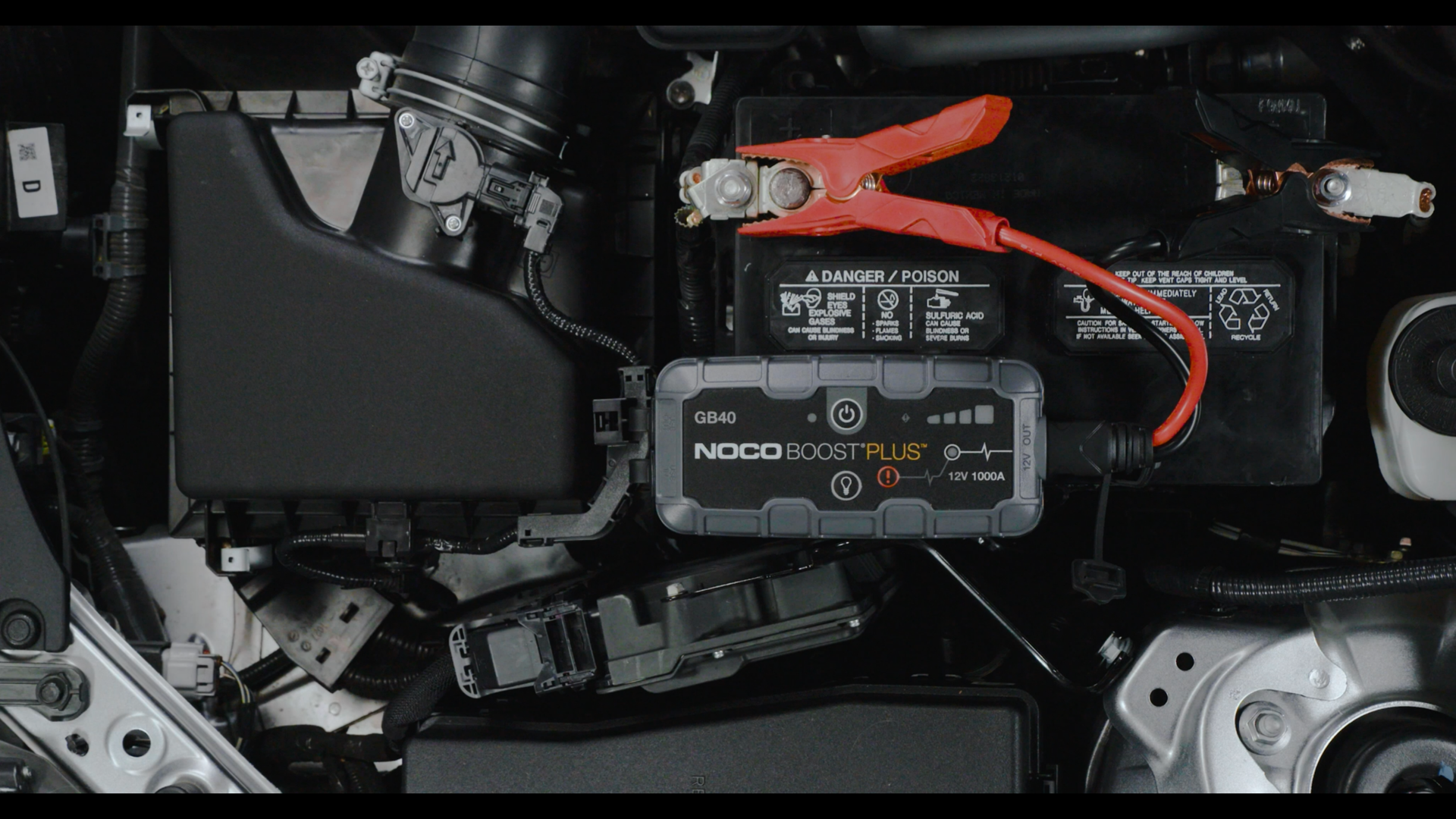 Portable jump starter