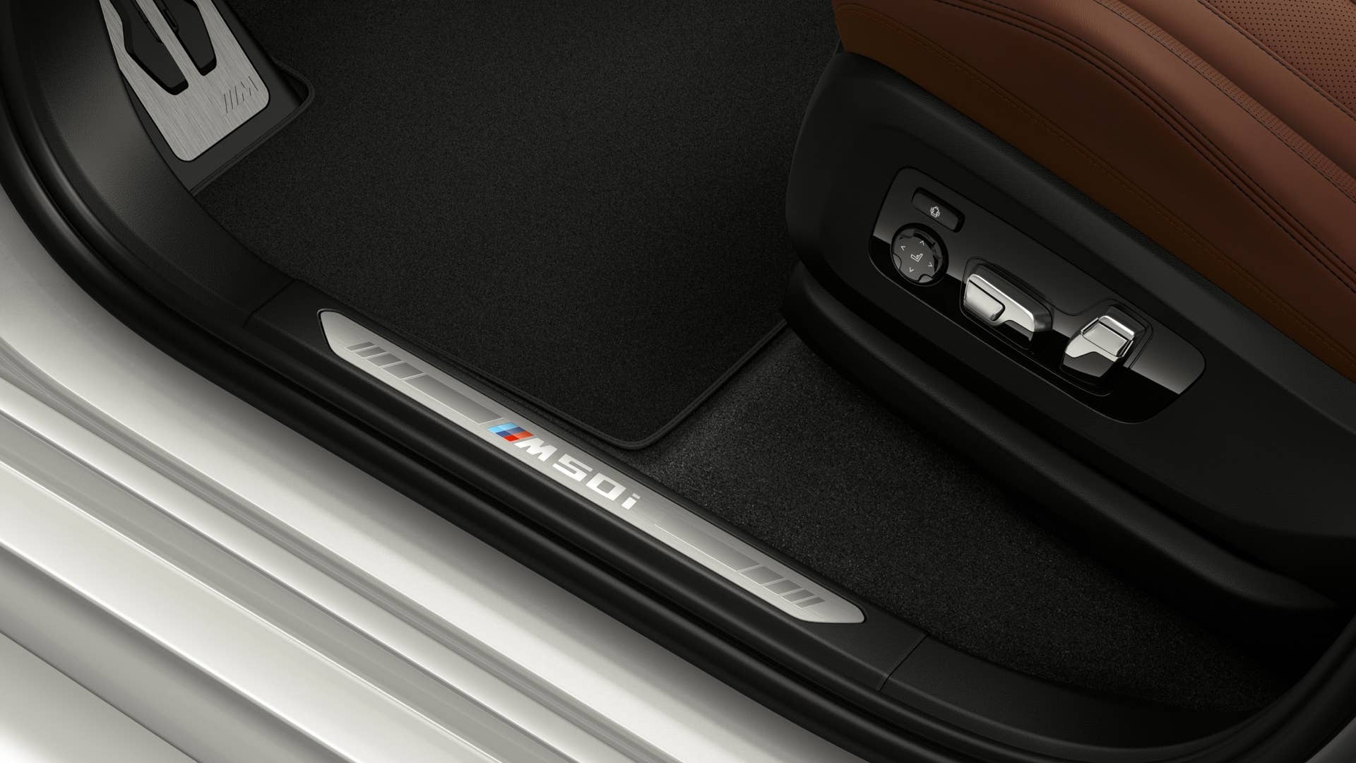 BMW X7 M50i