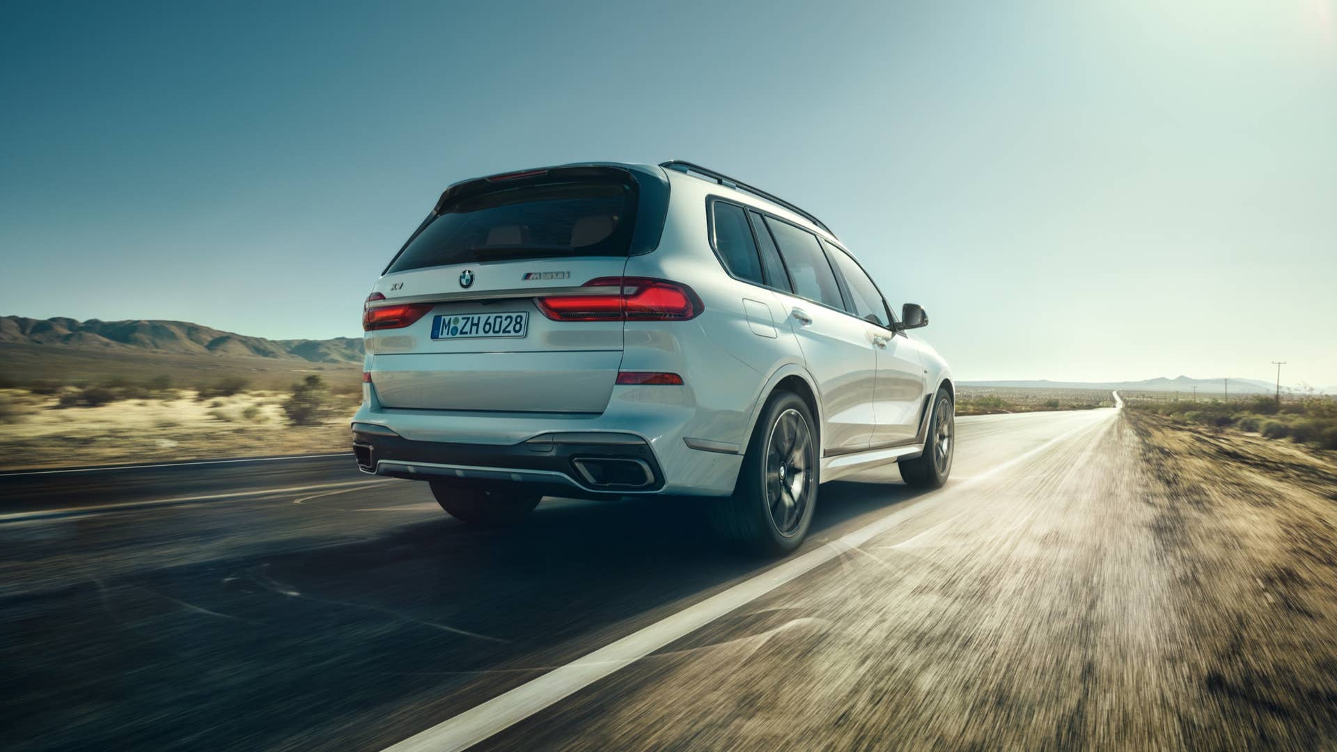 BMW X7 M50i
