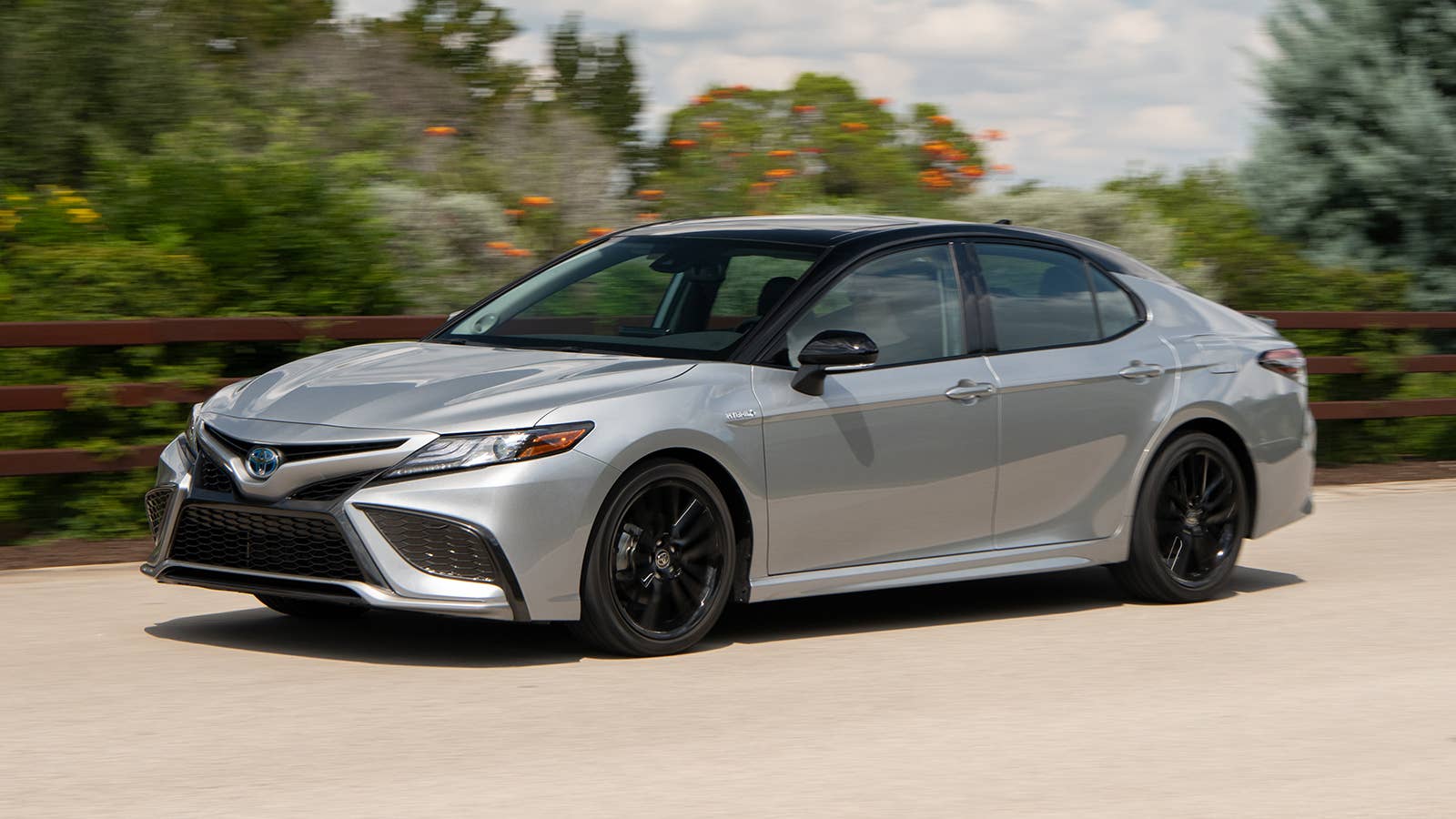 2021 Toyota Camry XSE Hybrid