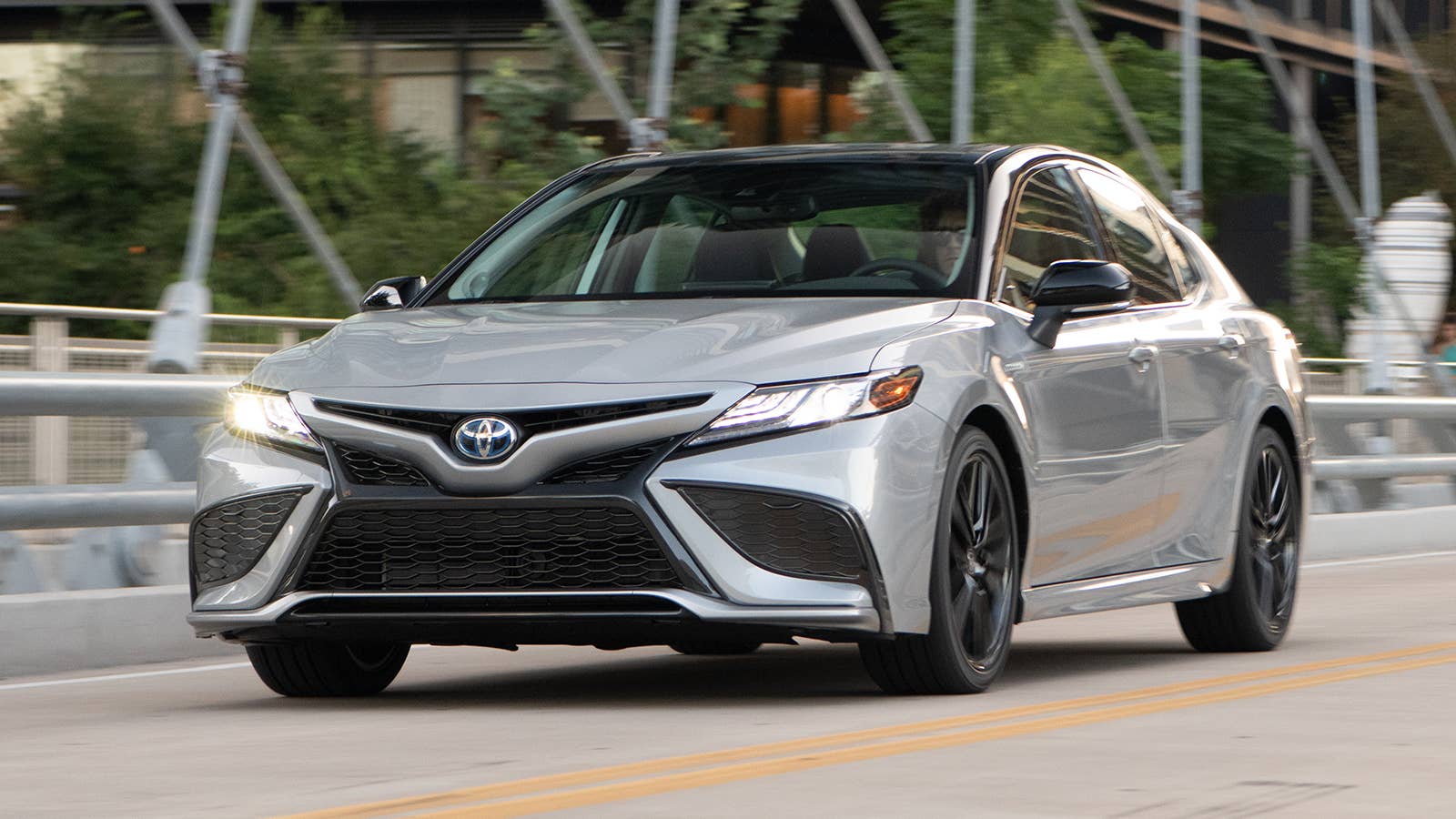 2021 Toyota Camry XSE Hybrid