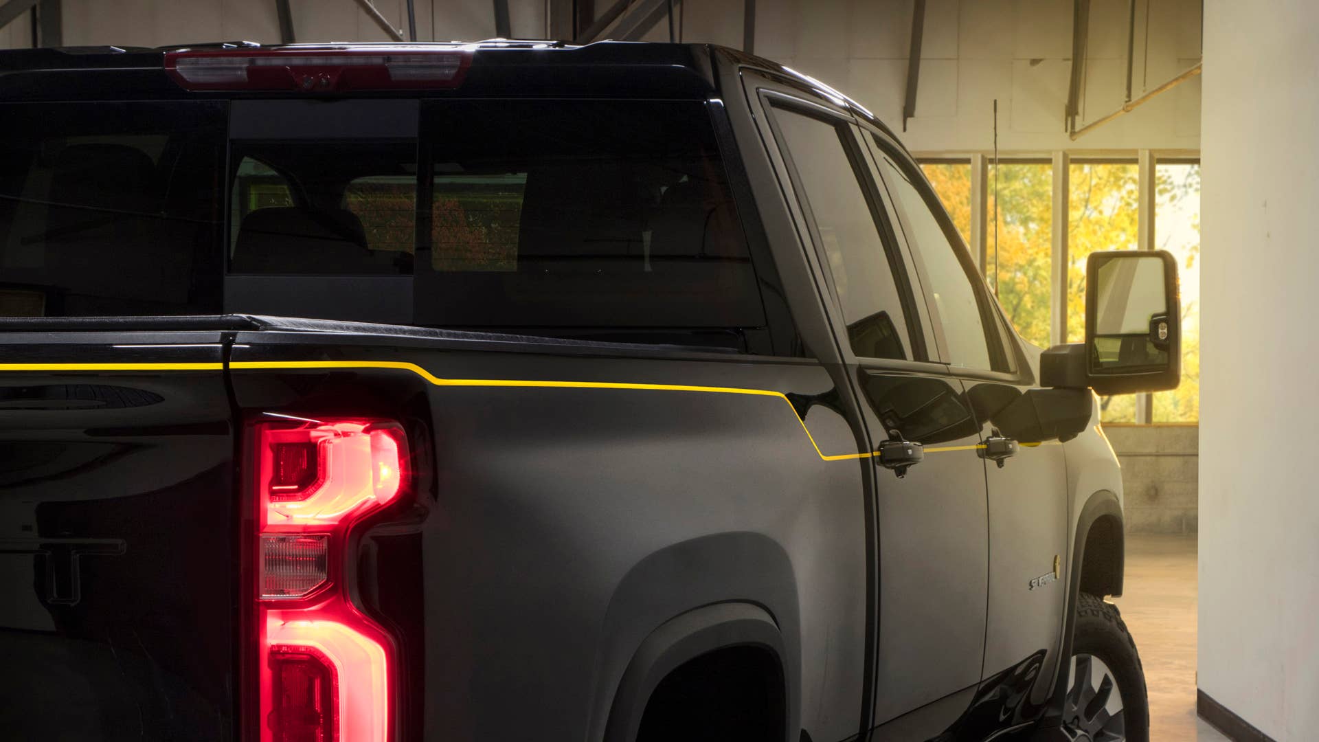 Chevrolet Introduces 2021 Silverado HD Carhartt Special Edition