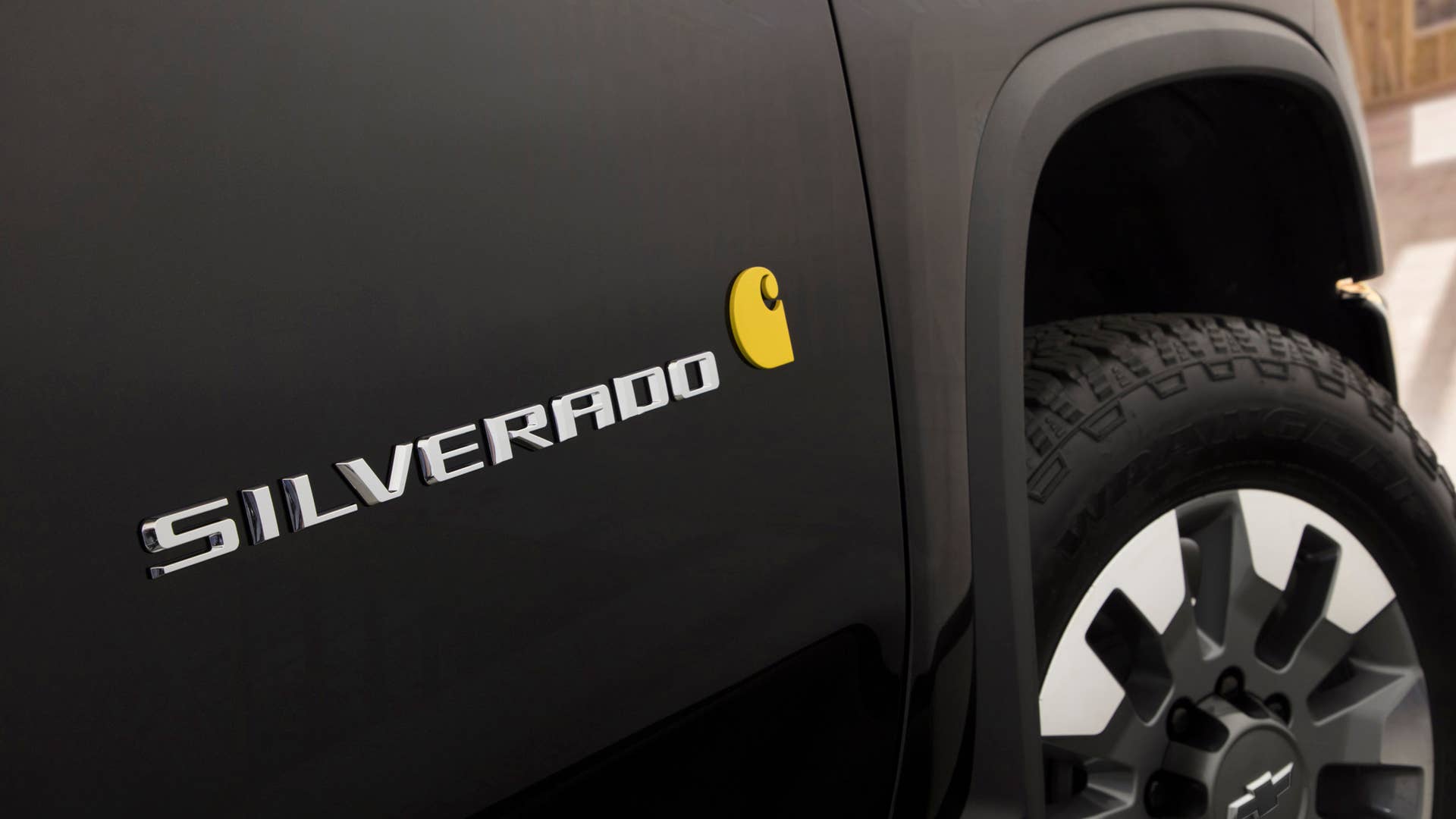 Chevrolet Introduces 2021 Silverado HD Carhartt Special Edition