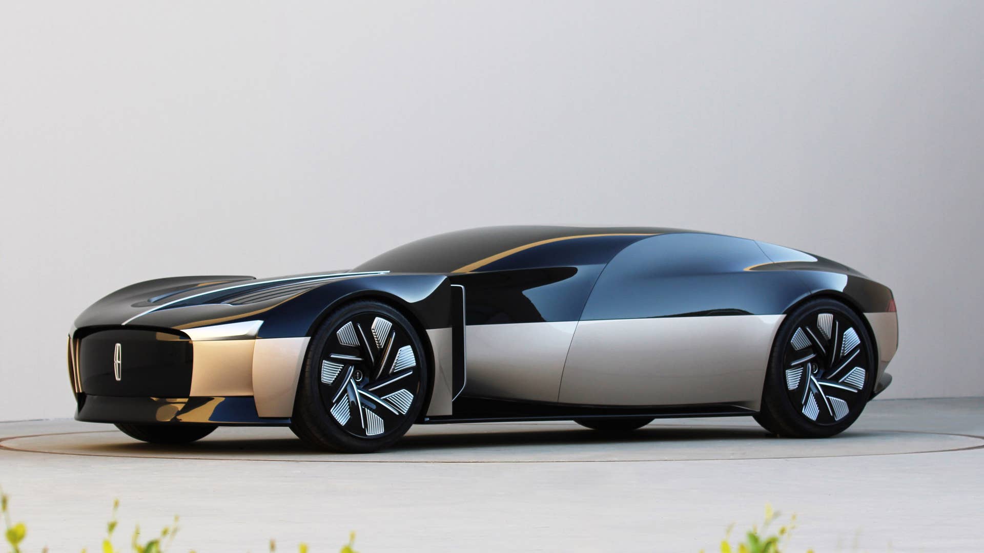 Lincoln and ArtCenter College of Design concept shown. Not for sale.