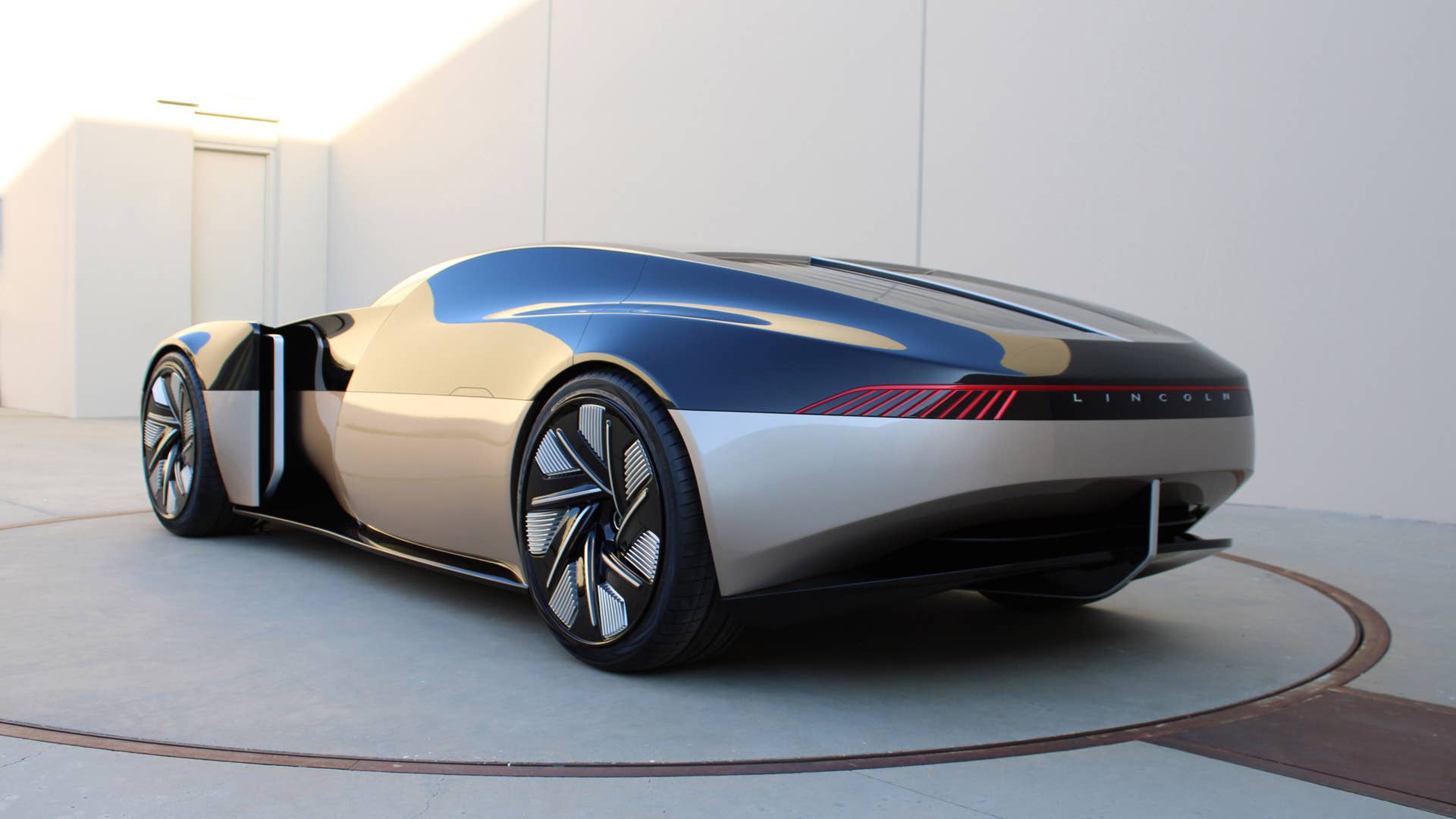 Lincoln and ArtCenter College of Design concept shown. Not for sale.