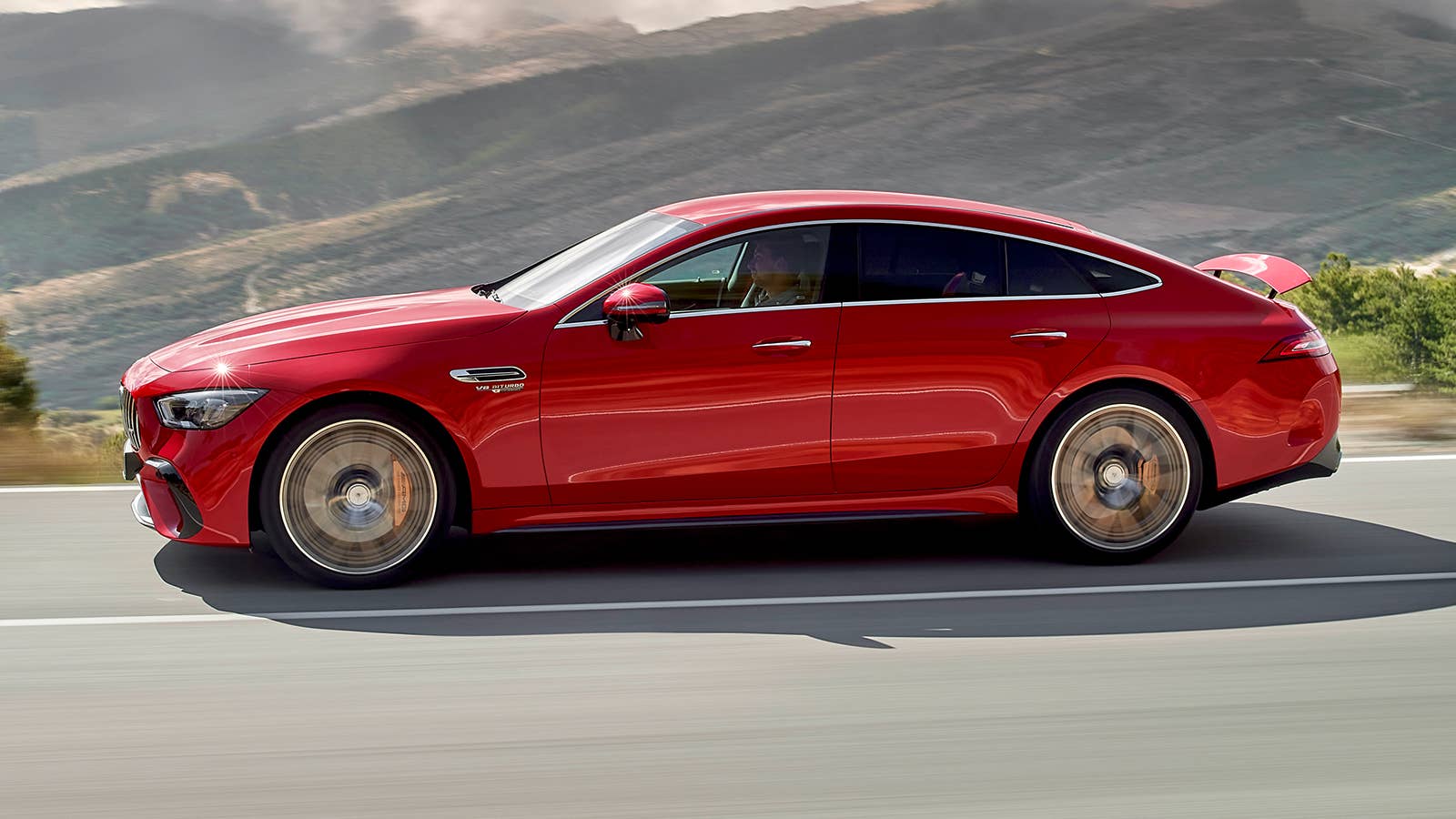 2022 Mercedes-AMG GT 63 S E PERFORMANCE (4MATIC+) (Kraftstoffverbrauch gewichtet, kombiniert (WLTP): 8,6 l/100 km; CO2-Emissionen gewichtet, kombiniert: 196 g/km; Stromverbrauch gewichtet: 10,3 kWh/100 km)Mercedes-AMG GT 63 S E Performance