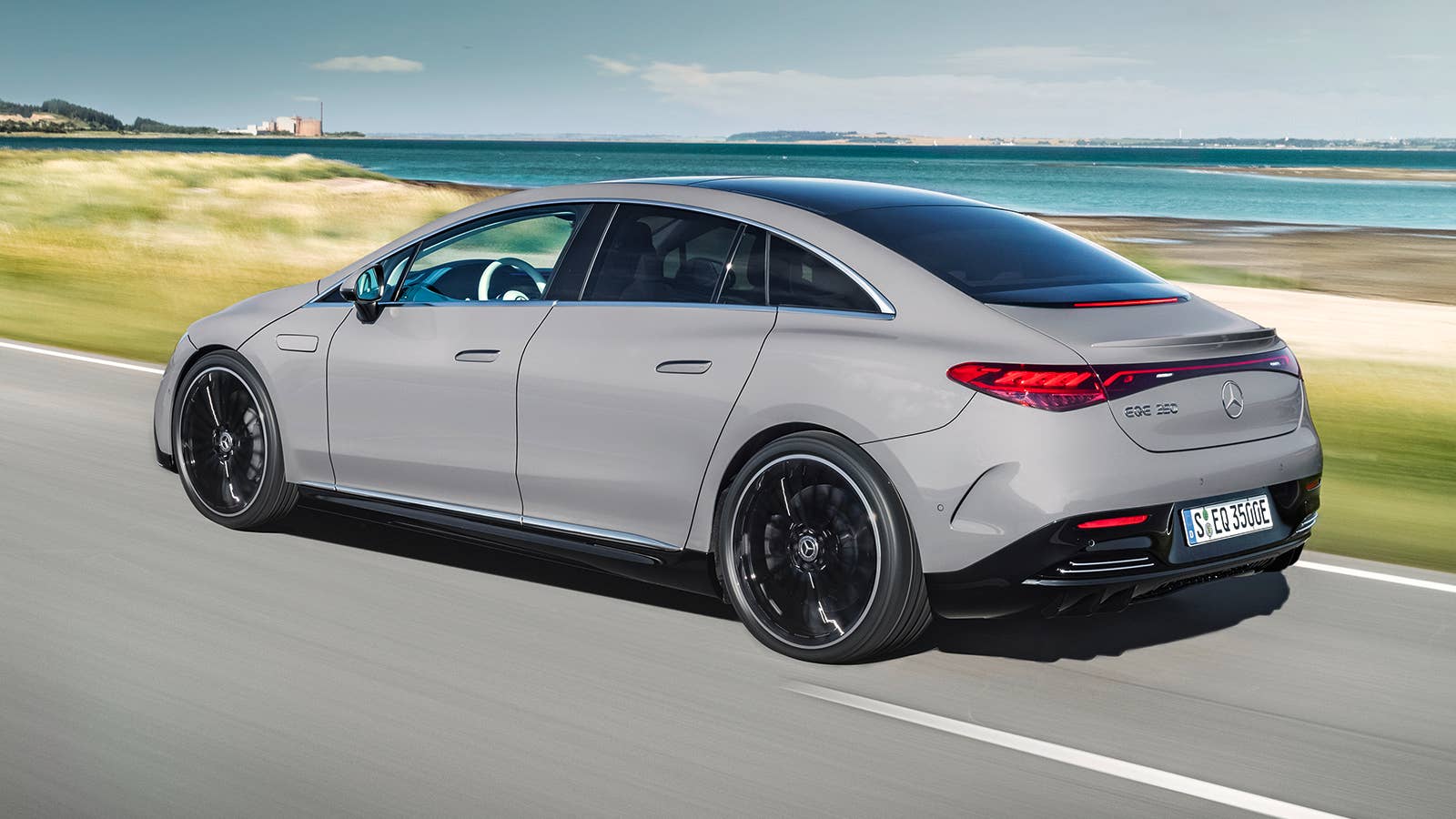 Mercedes EQE Faces Early Retirement Next Year And Here s Why Autoblog mercedes-eqe-faces-early-retirement-next-year-and-here-s-why-autoblog