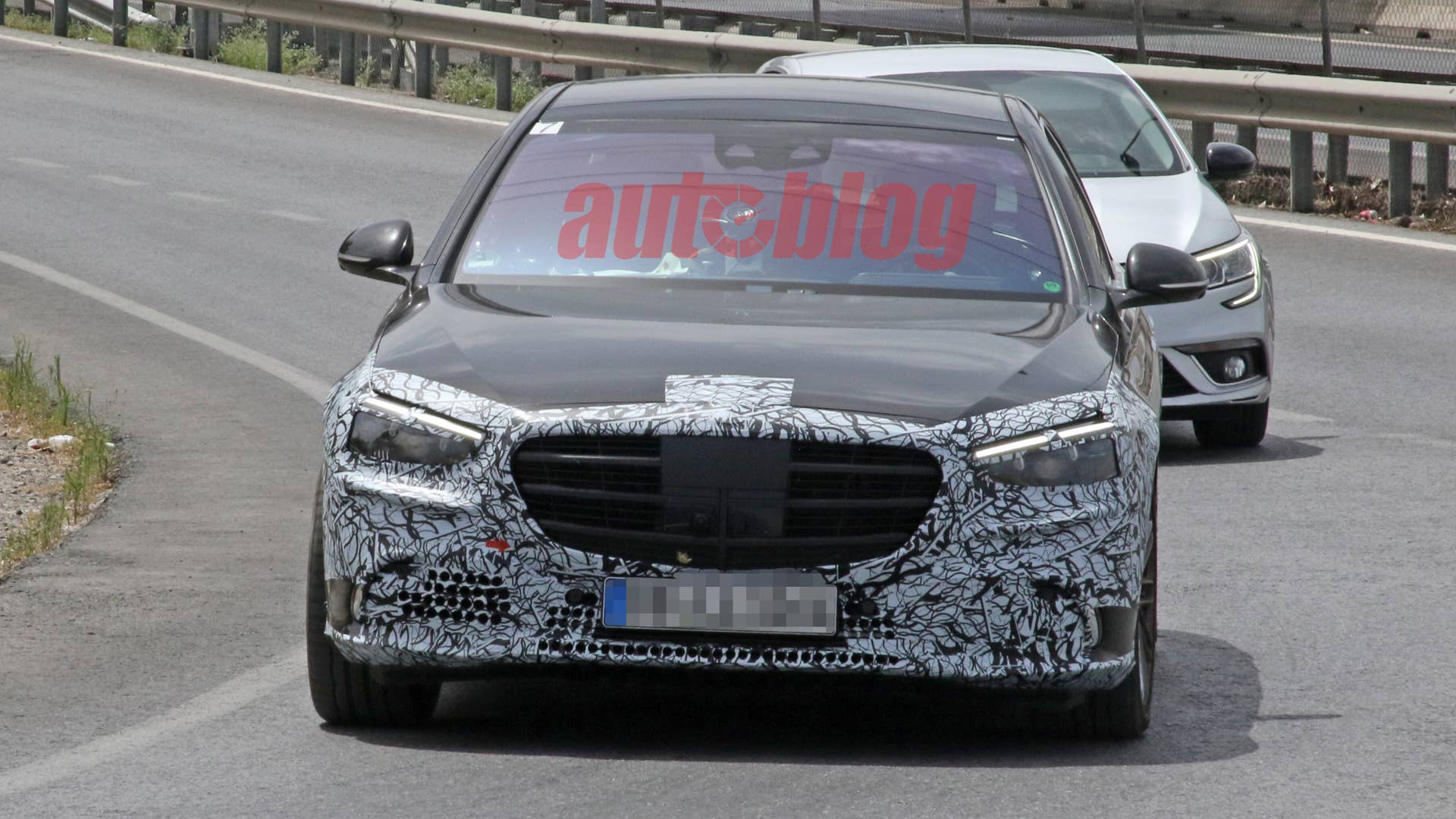 2021 Mercedes-Benz S-Class prototype