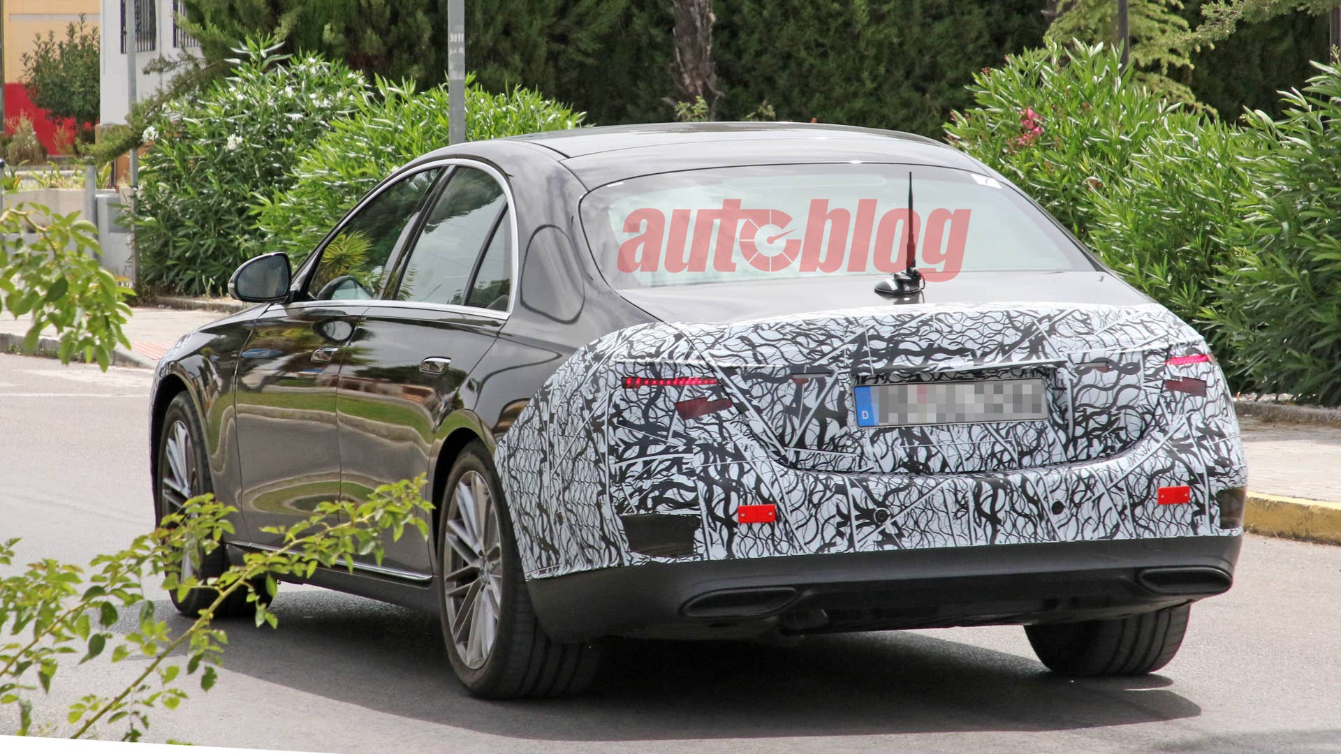 2021 Mercedes-Benz S-Class prototype