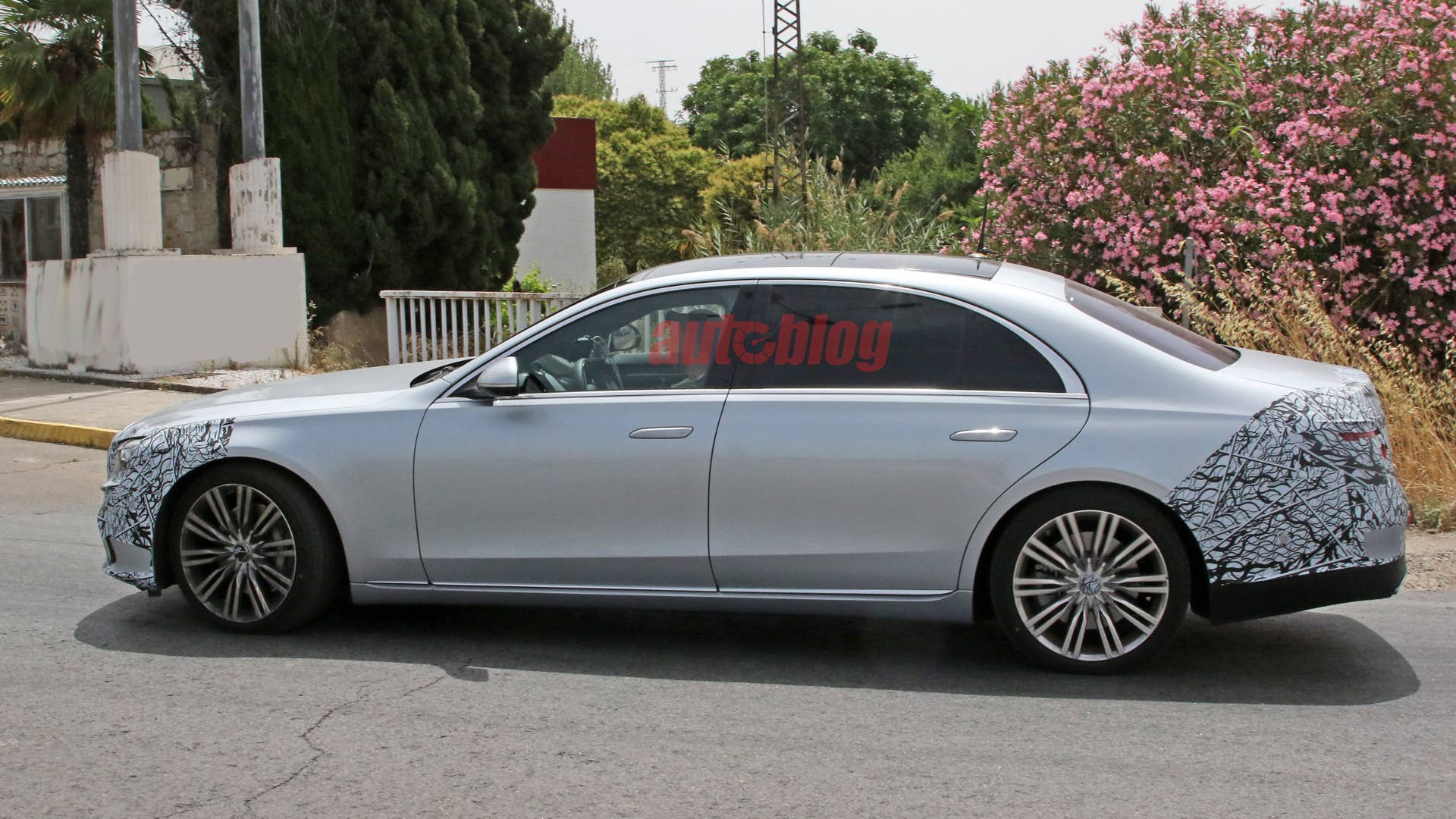 2021 Mercedes-Benz S-Class prototype