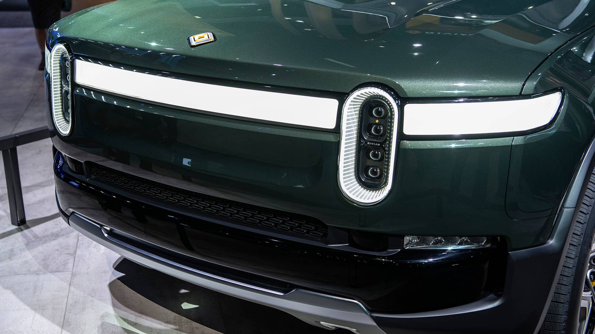 2021 Rivian R1S