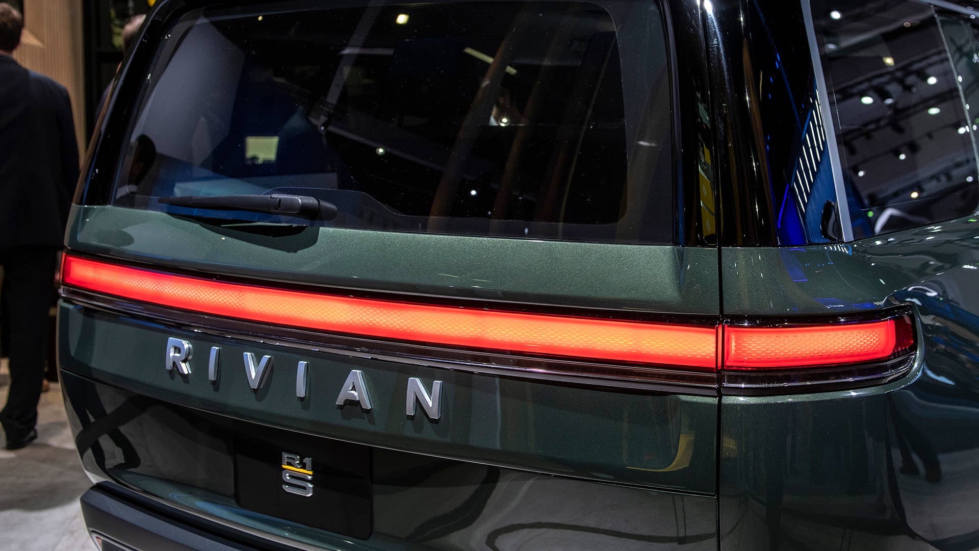 2021 Rivian R1S