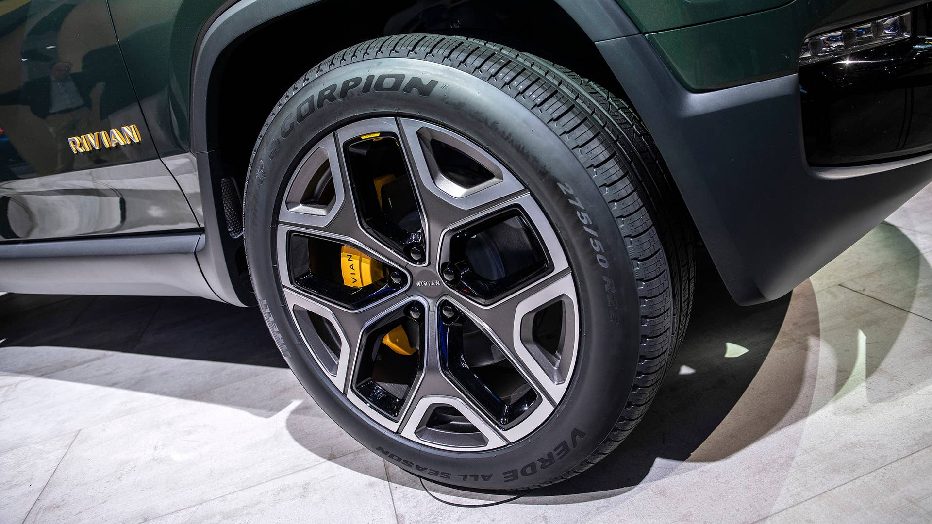 2021 Rivian R1S