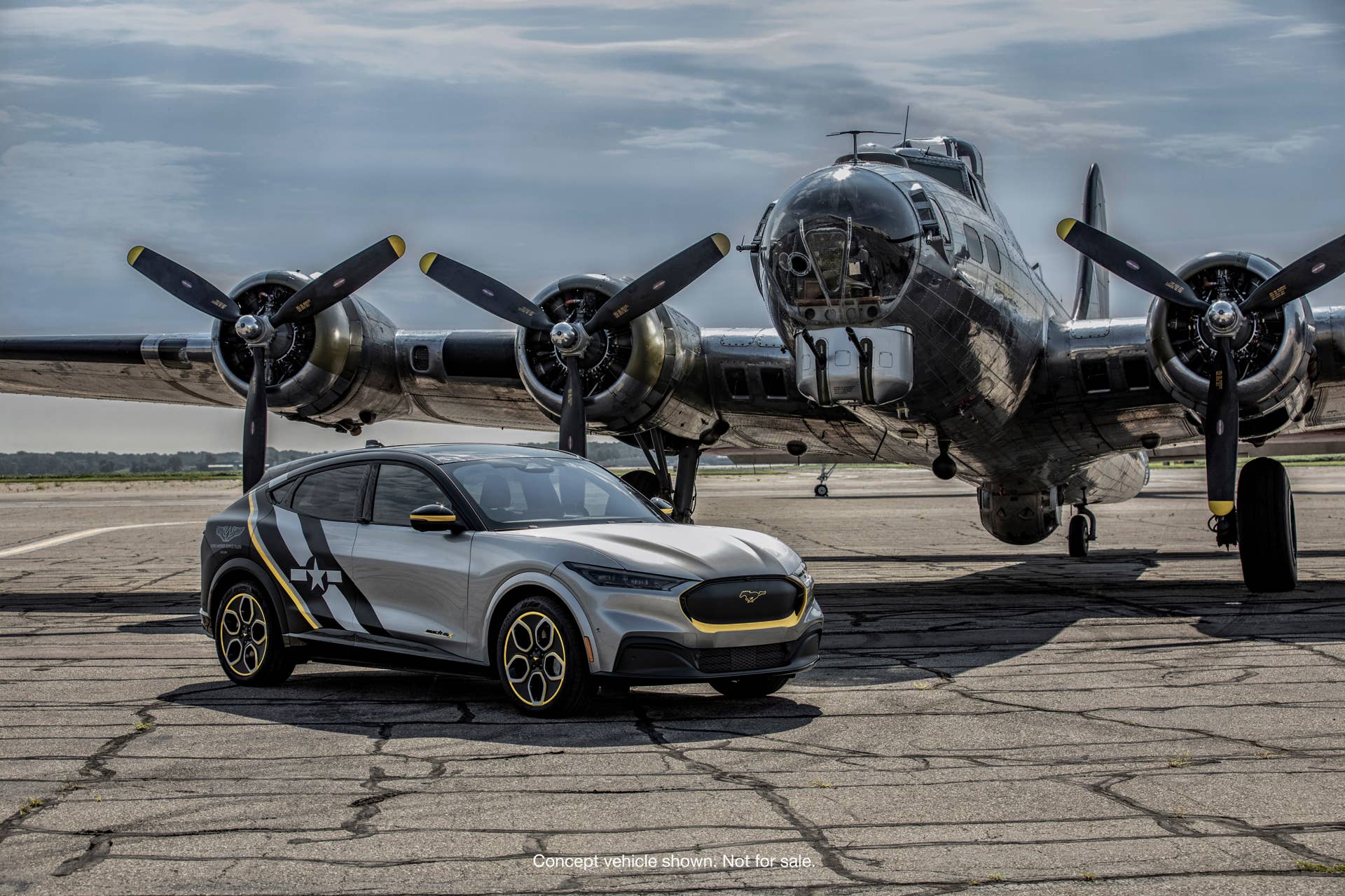 In honor of the humble sacrifices of the Women Airforce Service Pilots, Ford today is announcing a one-of-one custom 2021 Mustang Mach-E inspired by the volunteer female pilots and the planes they piloted during World War II. It will be auctioned at the 2021 Experimental Aircraft Association (EAA) AirVenture air show on Thursday in Oshkosh, Wisconsin.