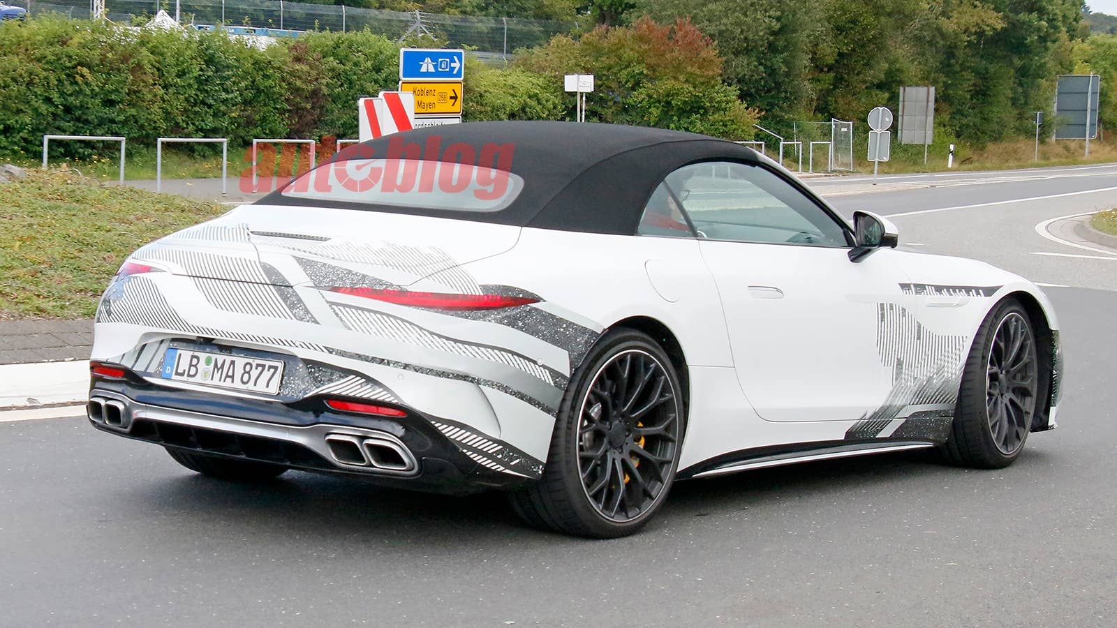 Mercedes-AMG SL 63 prototype