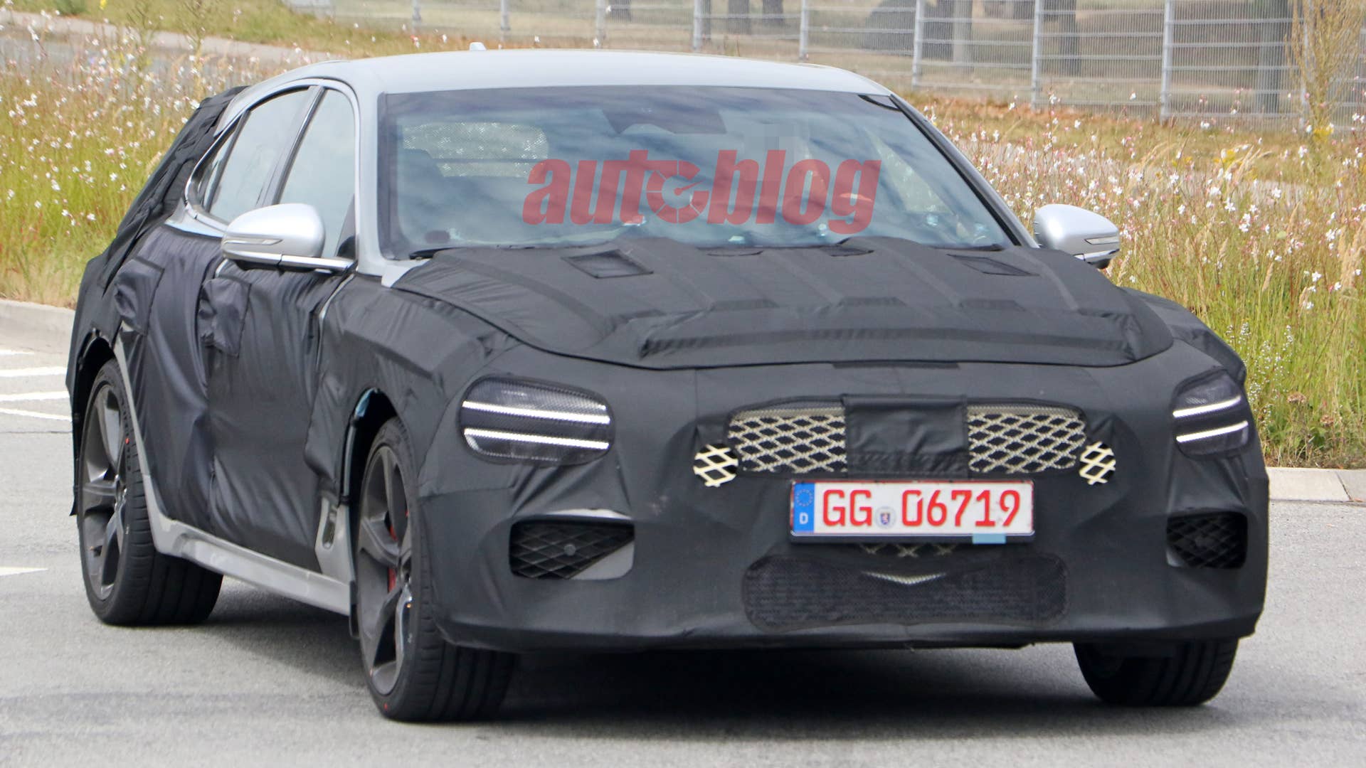 Genesis G70 wagon
