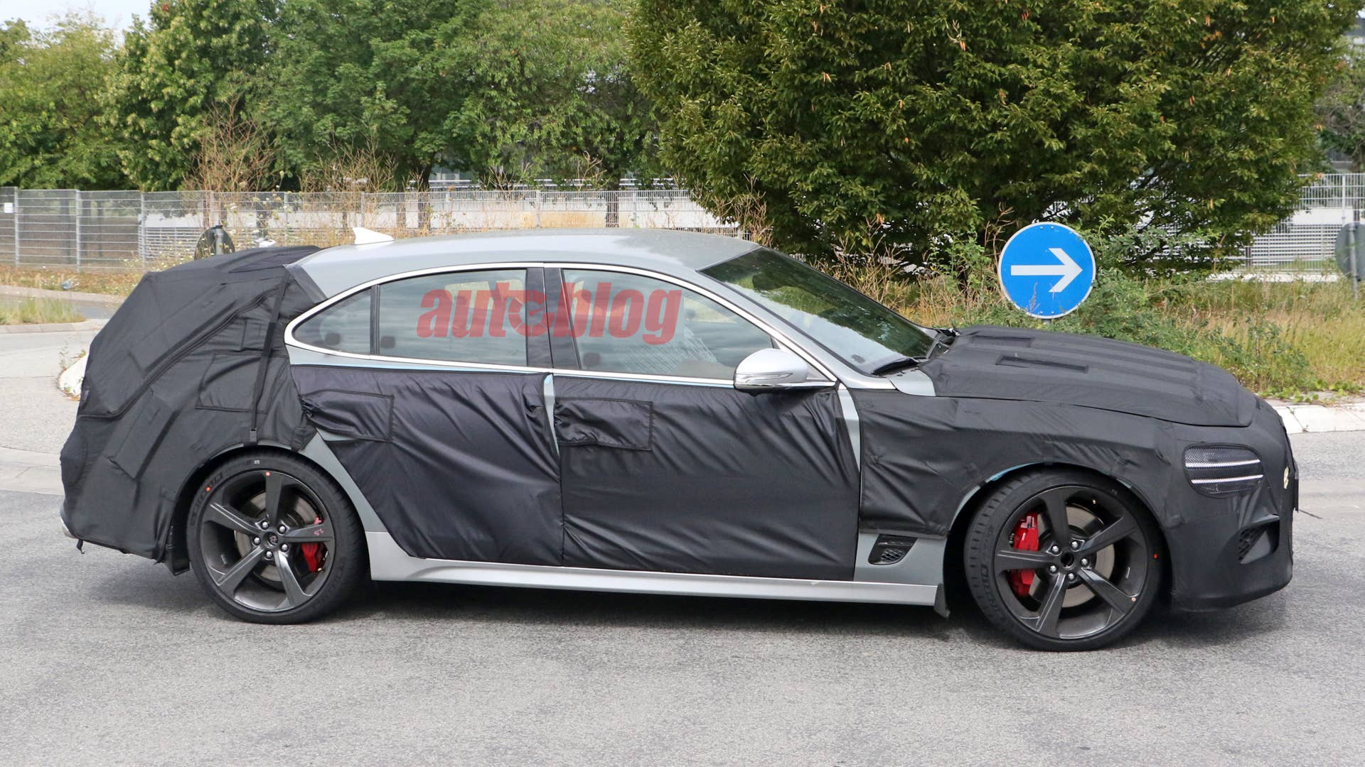 Genesis G70 wagon