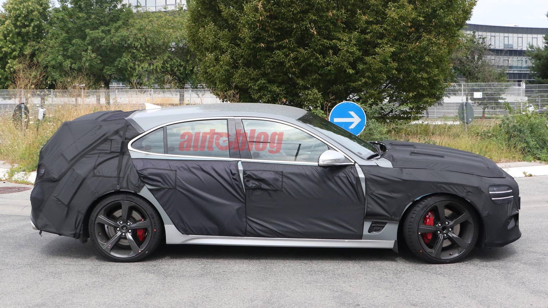 Genesis G70 wagon