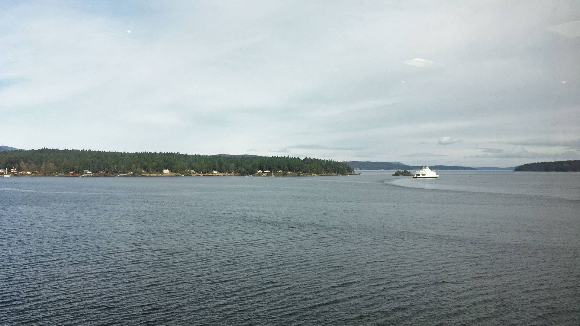 The Bay Islands between Victoria and Vancouver