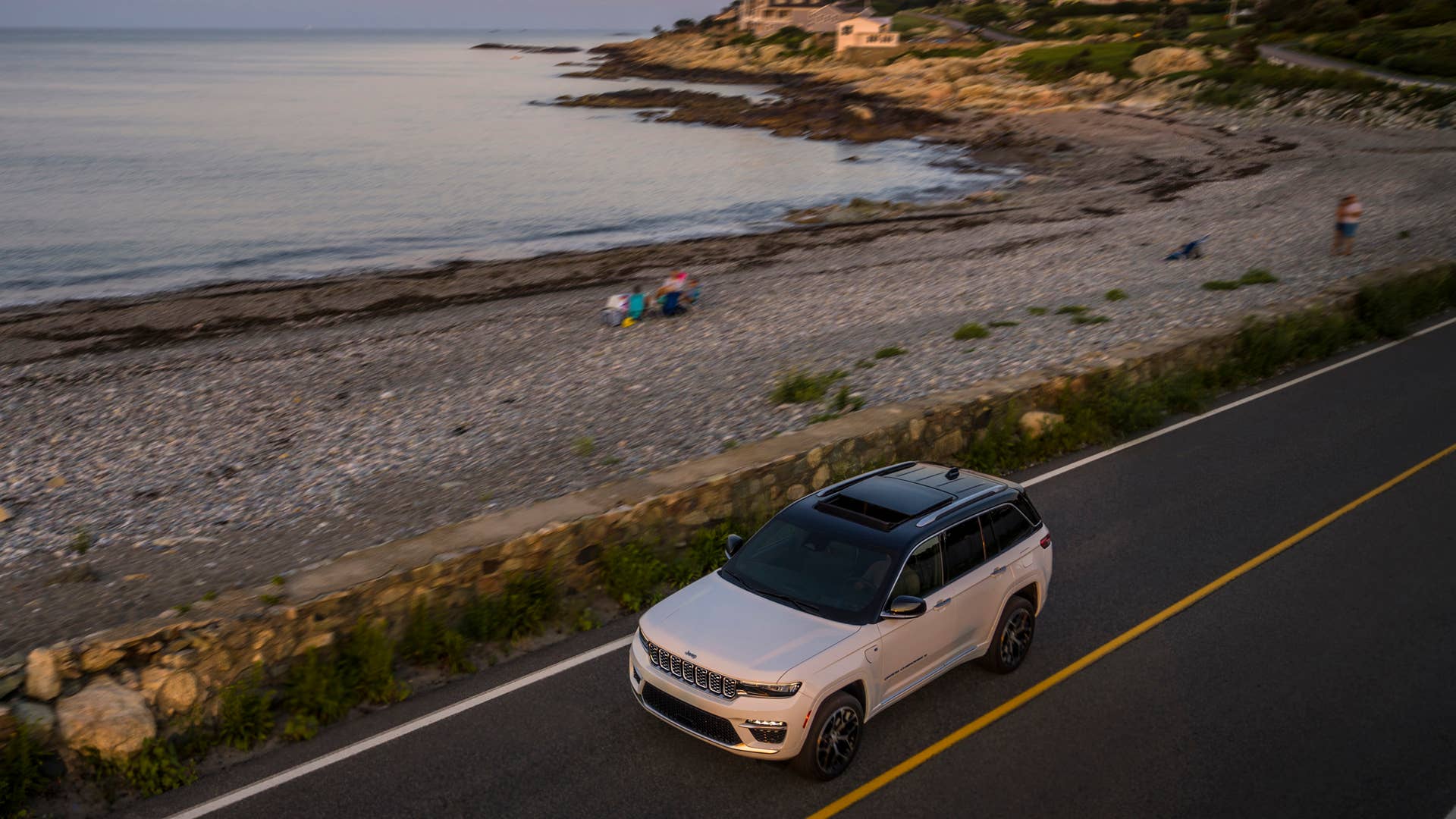 All-new 2022 Jeep® Grand Cherokee Summit Reserve