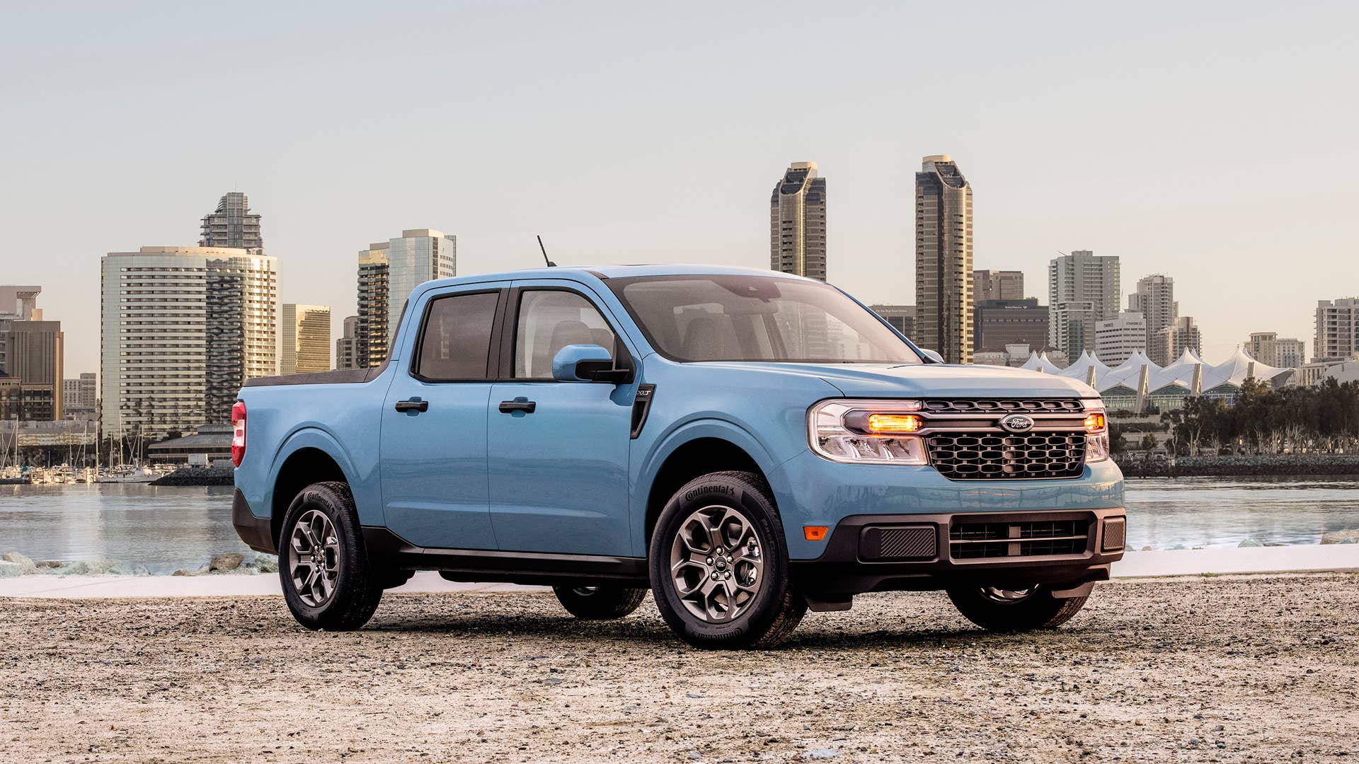 2022 Ford Maverick Hybrid XLT. Preproduction vehicle with optional equipment shown. Available fall 2021.