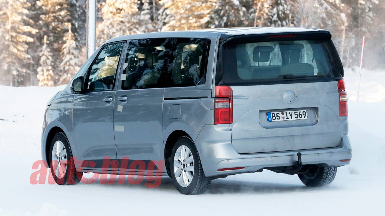 VW T7 prototype shows Multivan's lines in new spy photos - Autoblog