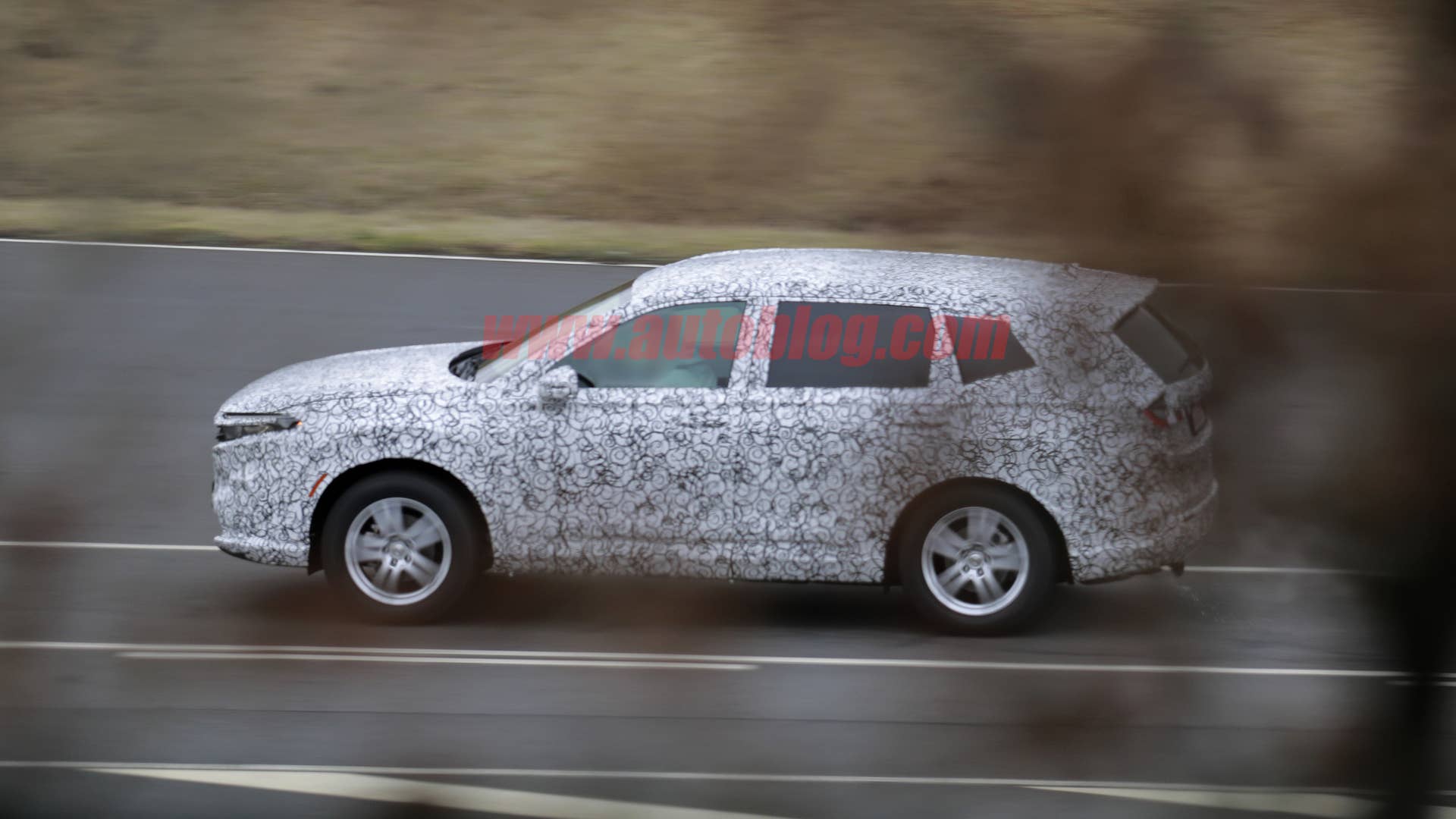 Spy shot of secretly tested future car