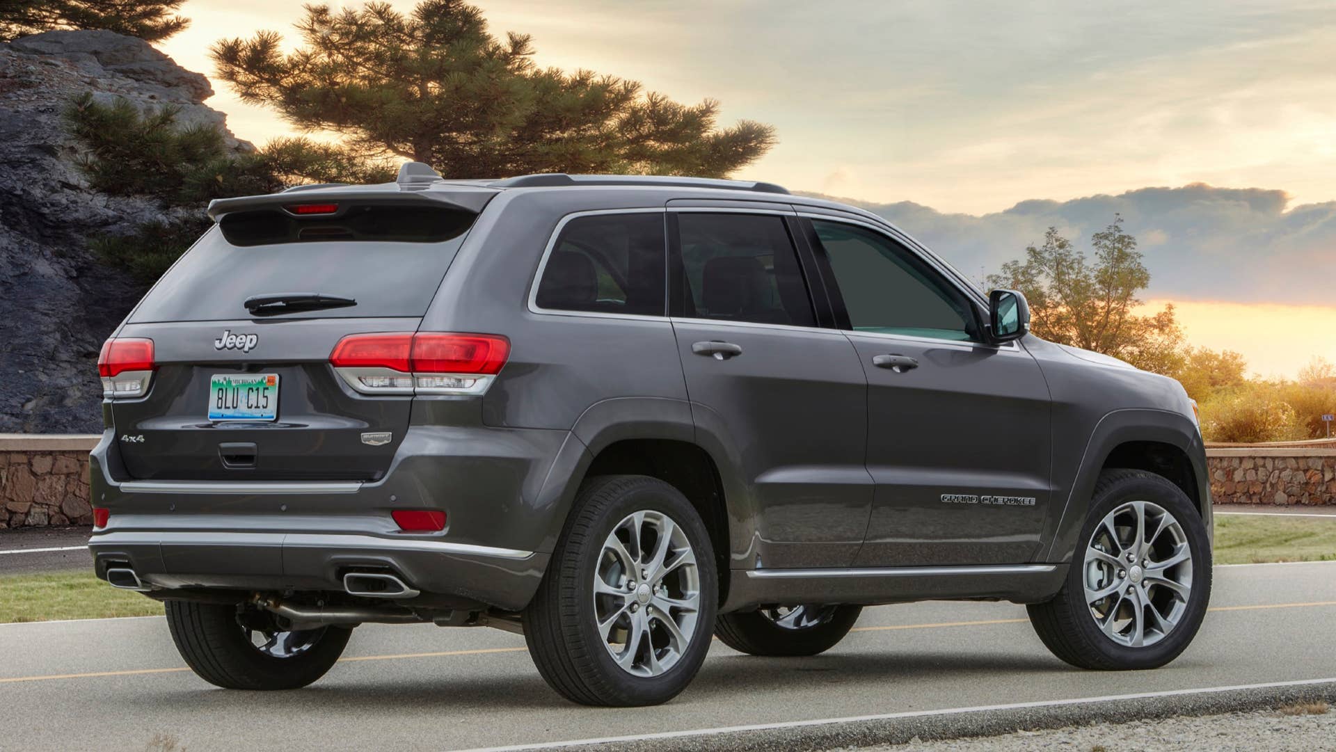 2020 Jeep Grand Cherokee Summit