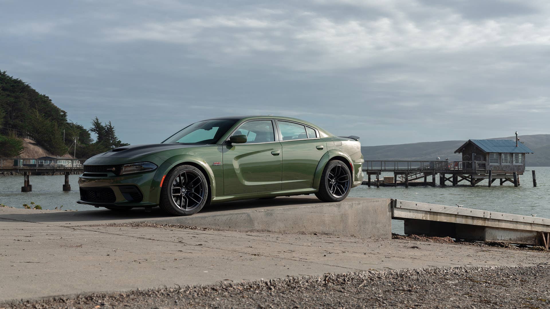 The Dodge Charger Scat Pack Widebody is powered by the 392-cubic-inch HEMI® V-8 engine with the best-in-class naturally aspirated 485 horsepower mated to the TorqueFlite 8HP70 eight-speed transmission