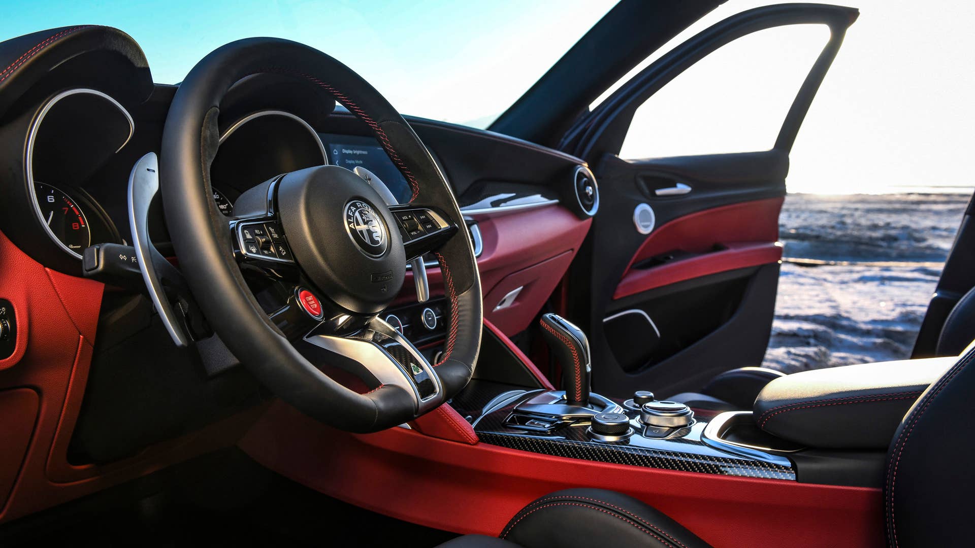 2020 Alfa Romeo Stelvio Quadrifoglio