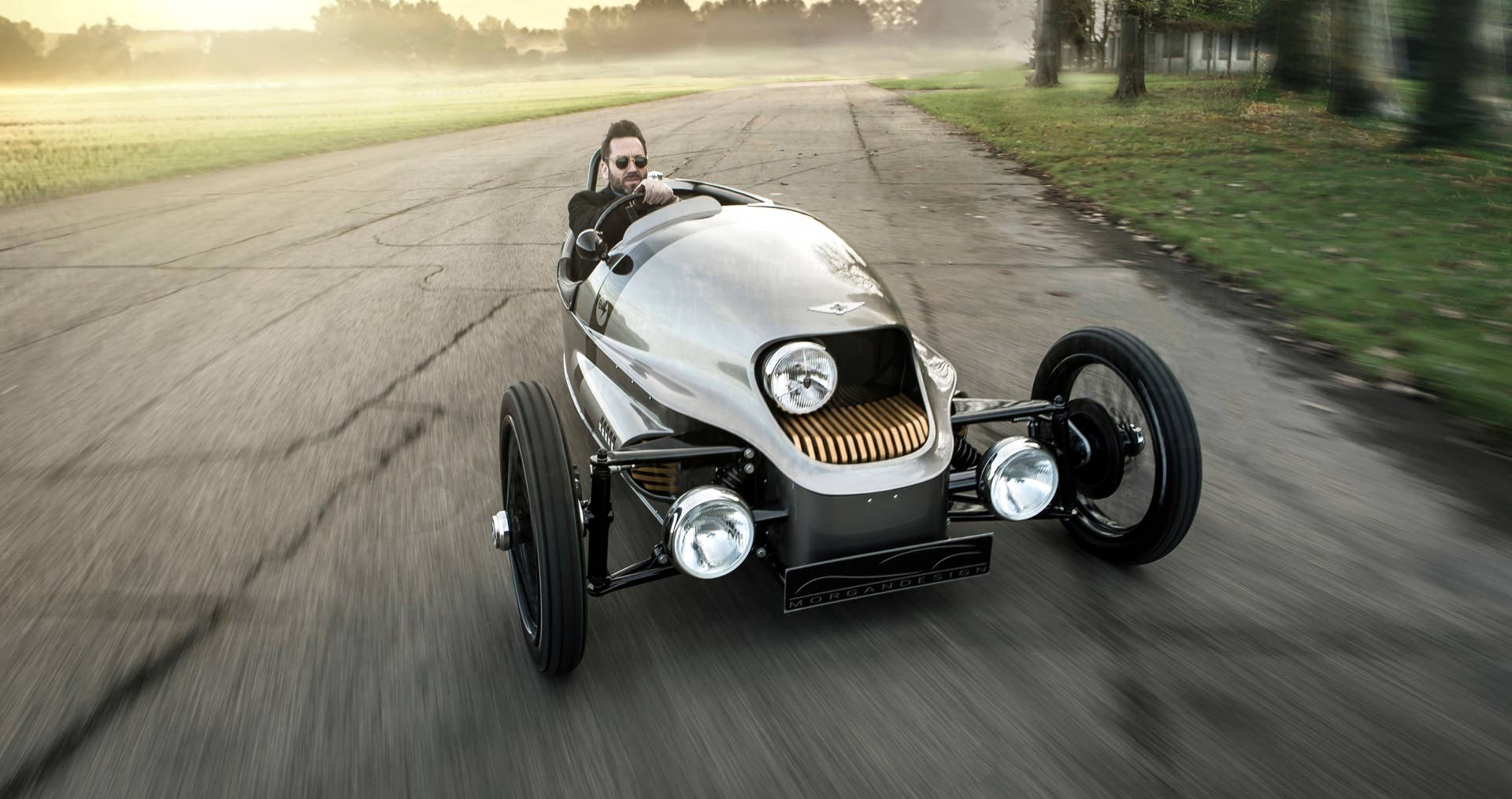 Morgan EV3 front 3/4 motion
