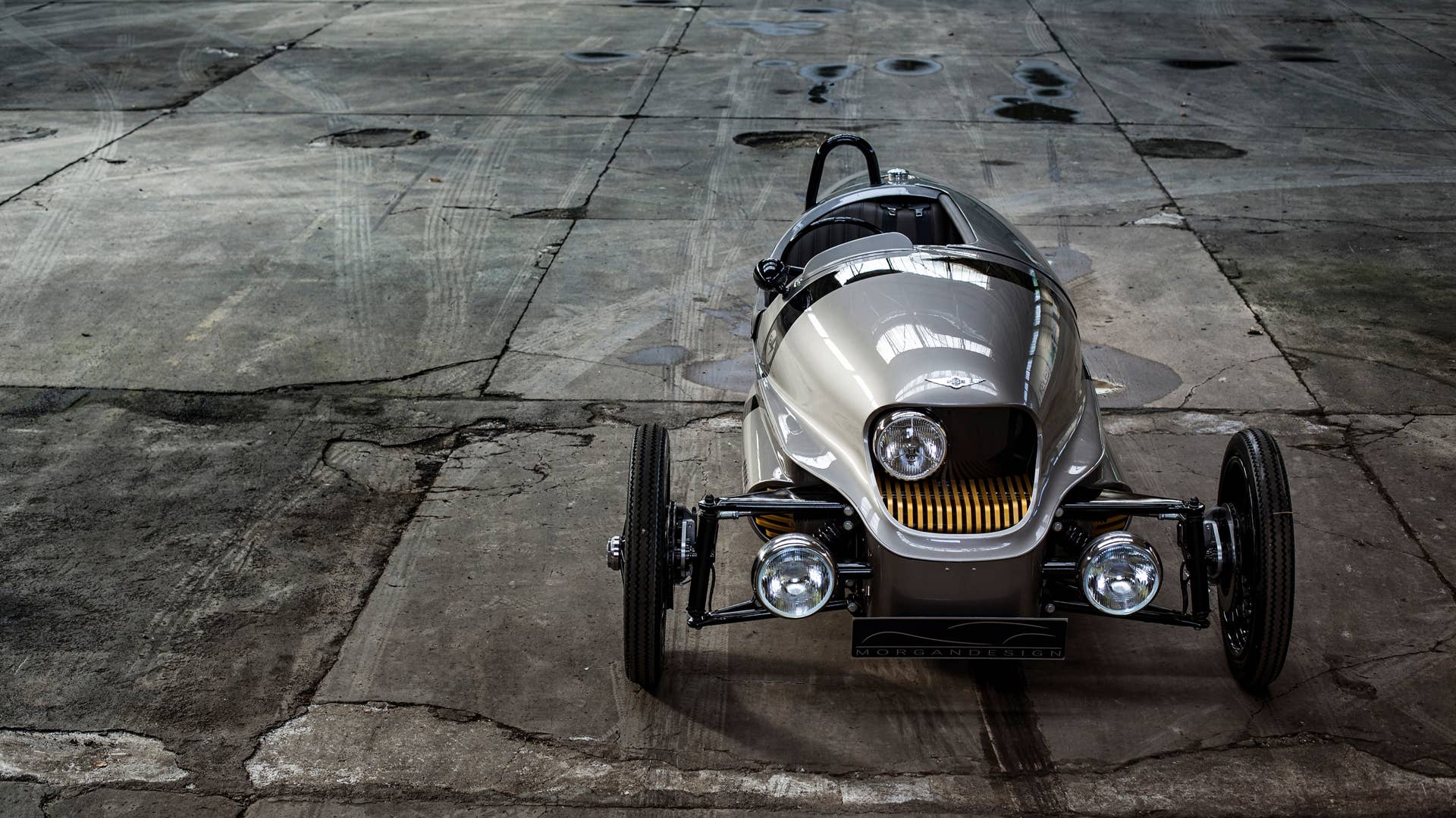 Morgan EV3 front static