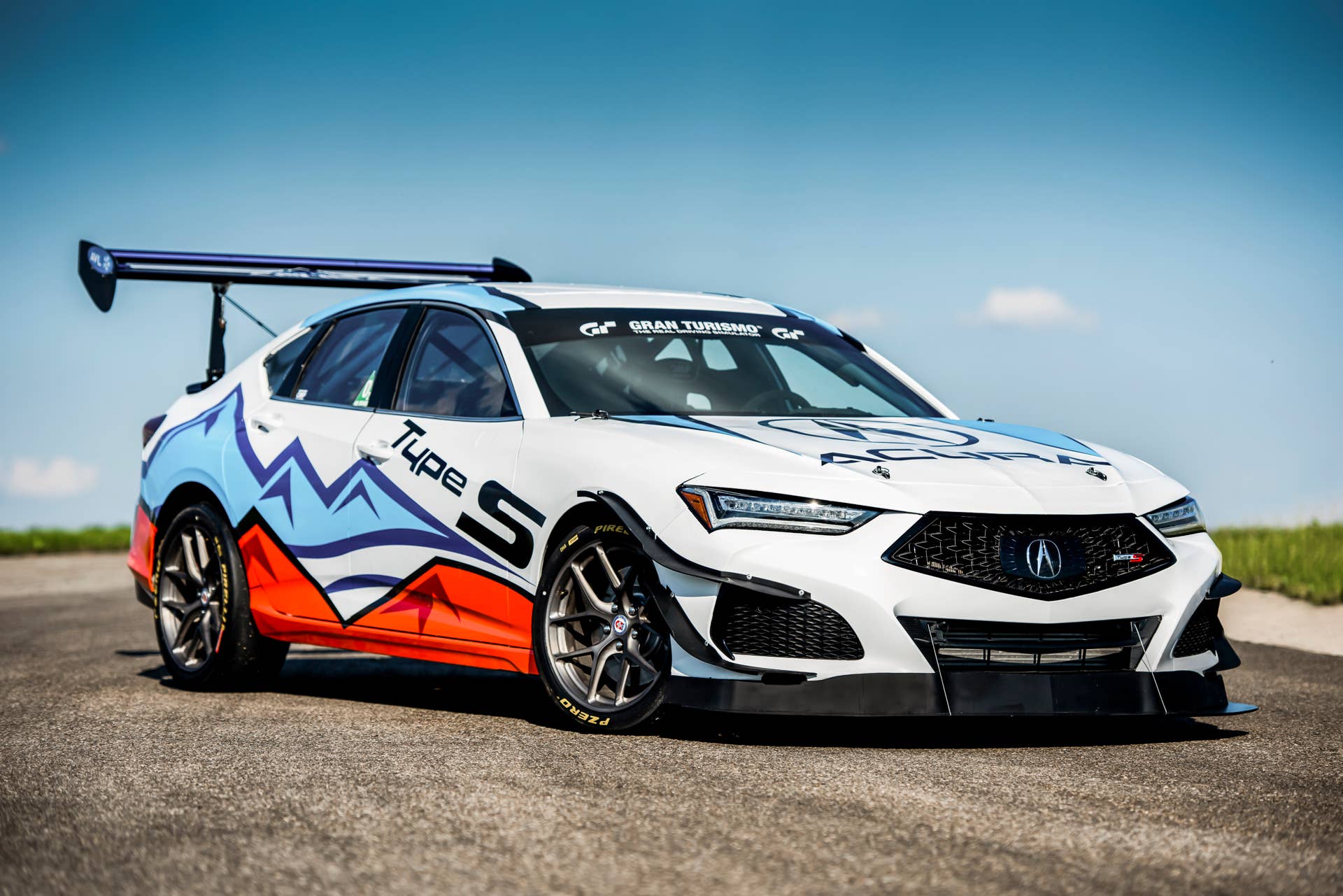 2022 MDX Type S Breaks Cover as Acura Race Team Departs for Pikes Peak Hill Climb