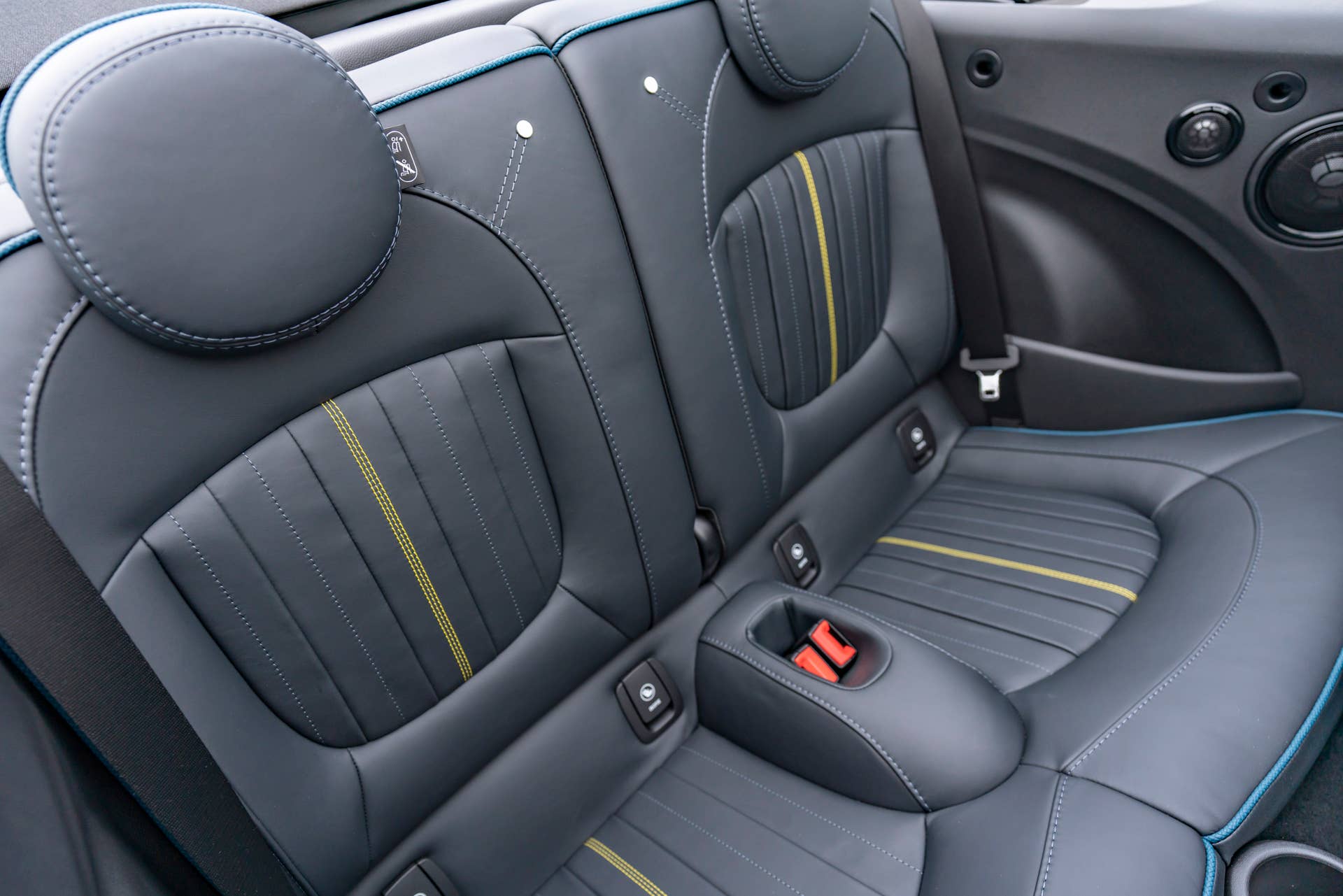 Resurrecting a name for an appearance package from 2007, the Mini Convertible Sidewalk pairs exclusive Deep Laguna Metallic with special wheels and Mini Yours interior options.