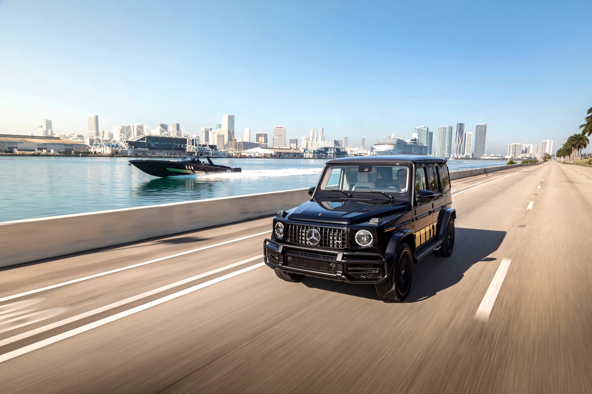 Mercedes-AMG und Cigarette Racing präsentieren das neue Rennboot 59’ Tirranna AMG Edition auf der Miami Boat Show 2020 // Mercedes-AMG and Cigarette Racing present the all-new 59’ Tirranna AMG Edition at the 2020 Miami Boat Show