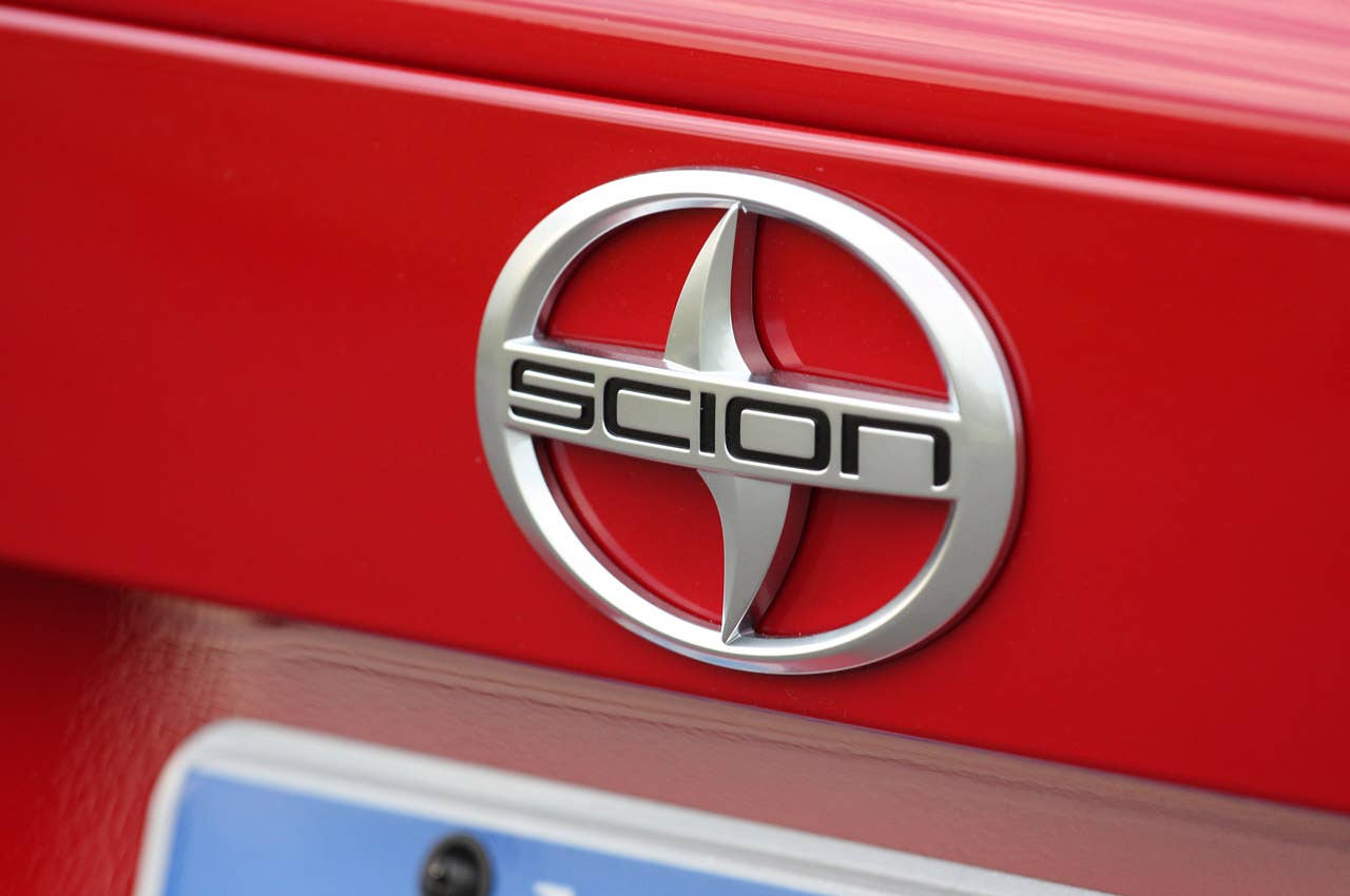 2013 Scion FR-S logo