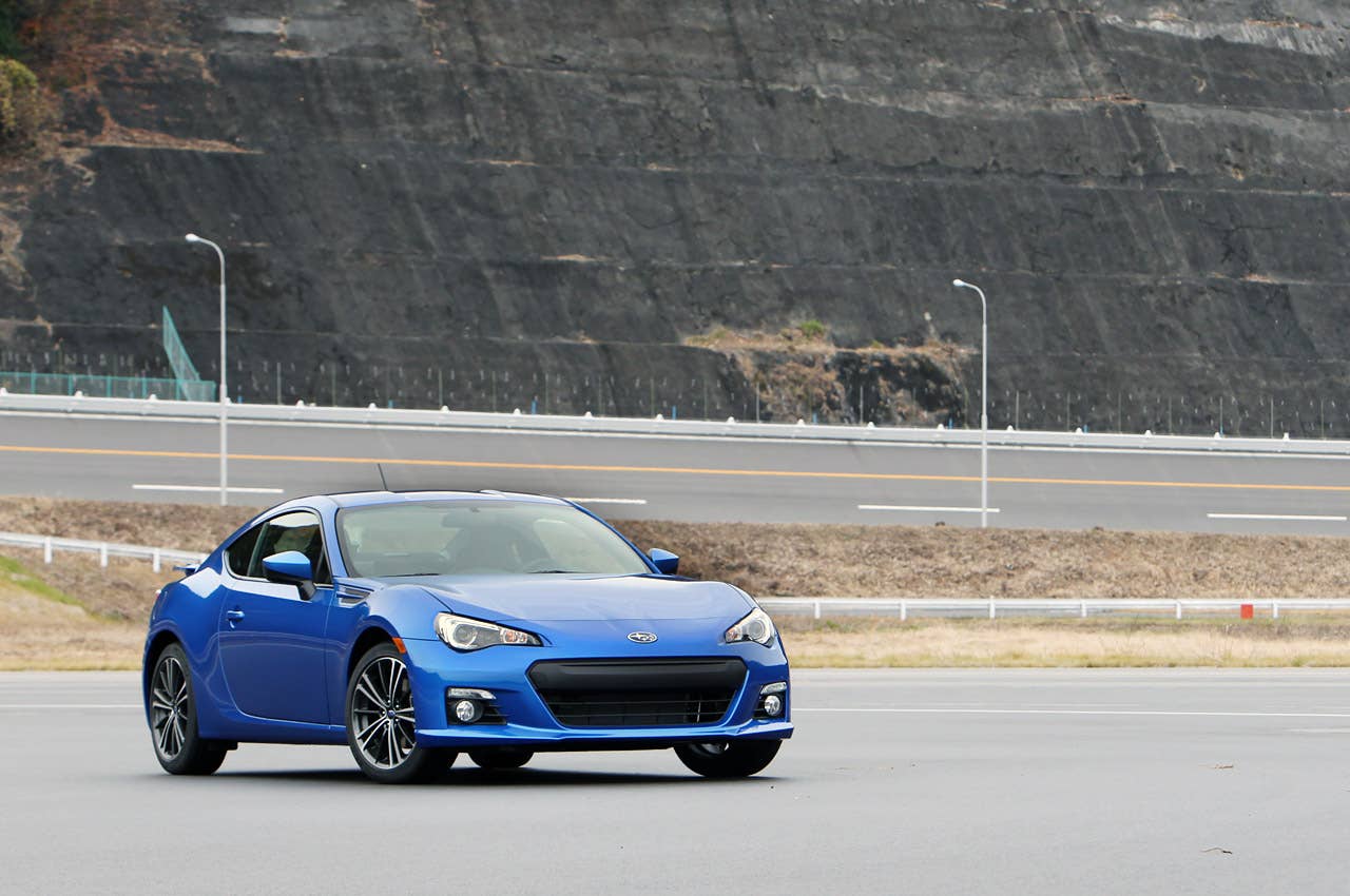 2013 Subaru BRZ front 3/4 view
