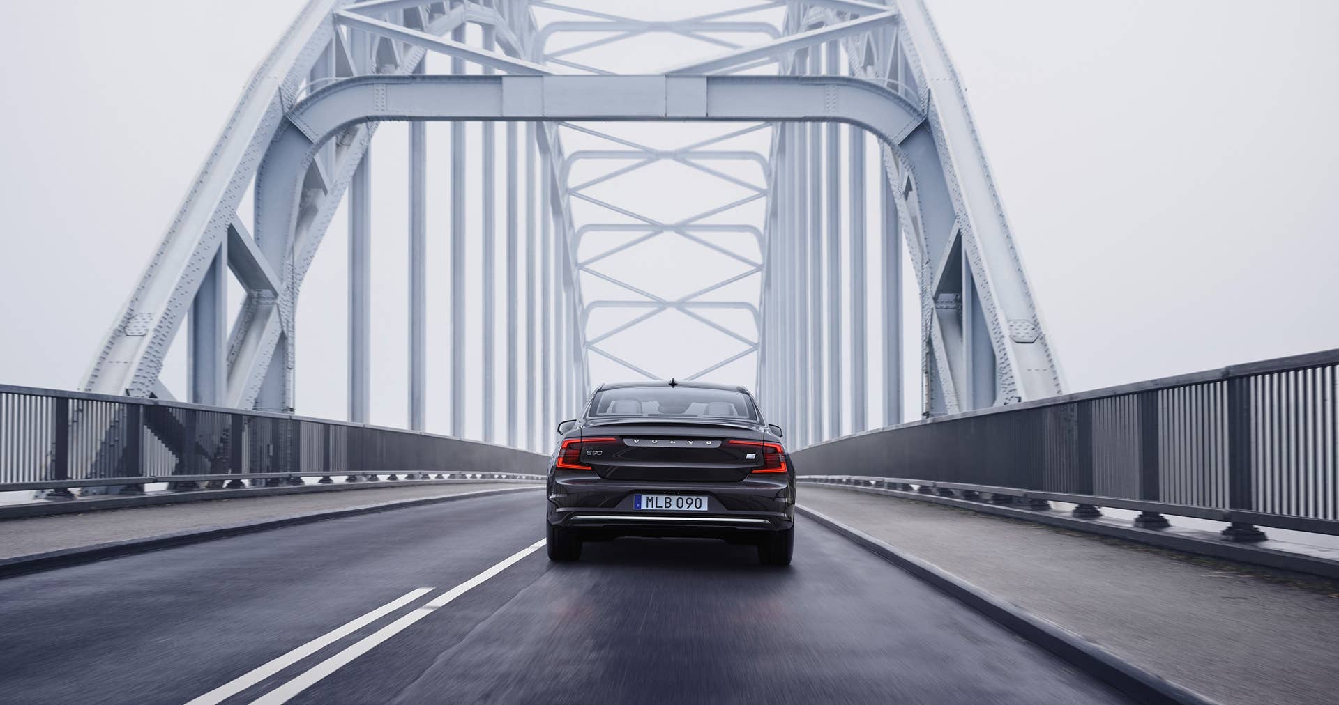 The refreshed Volvo S90 Recharge T8 plug-in hybrid in Platinum Grey