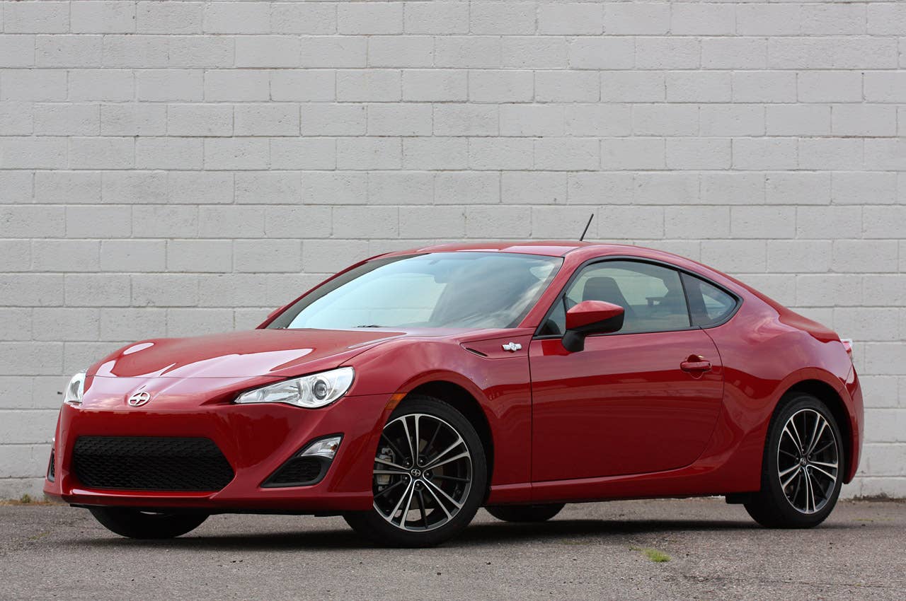 2013 Scion FR-S front 3/4 view