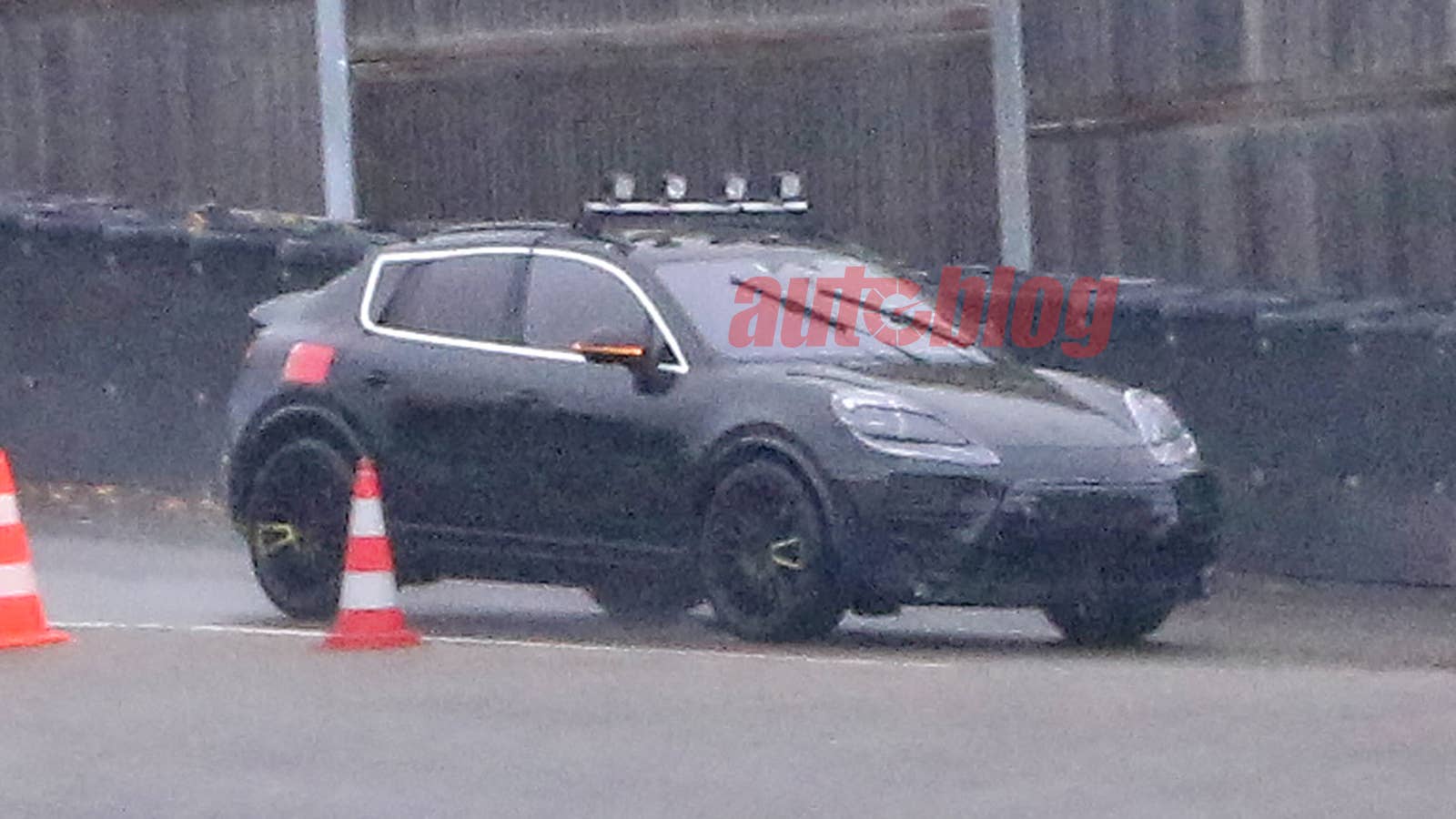 Porsche Macan EV