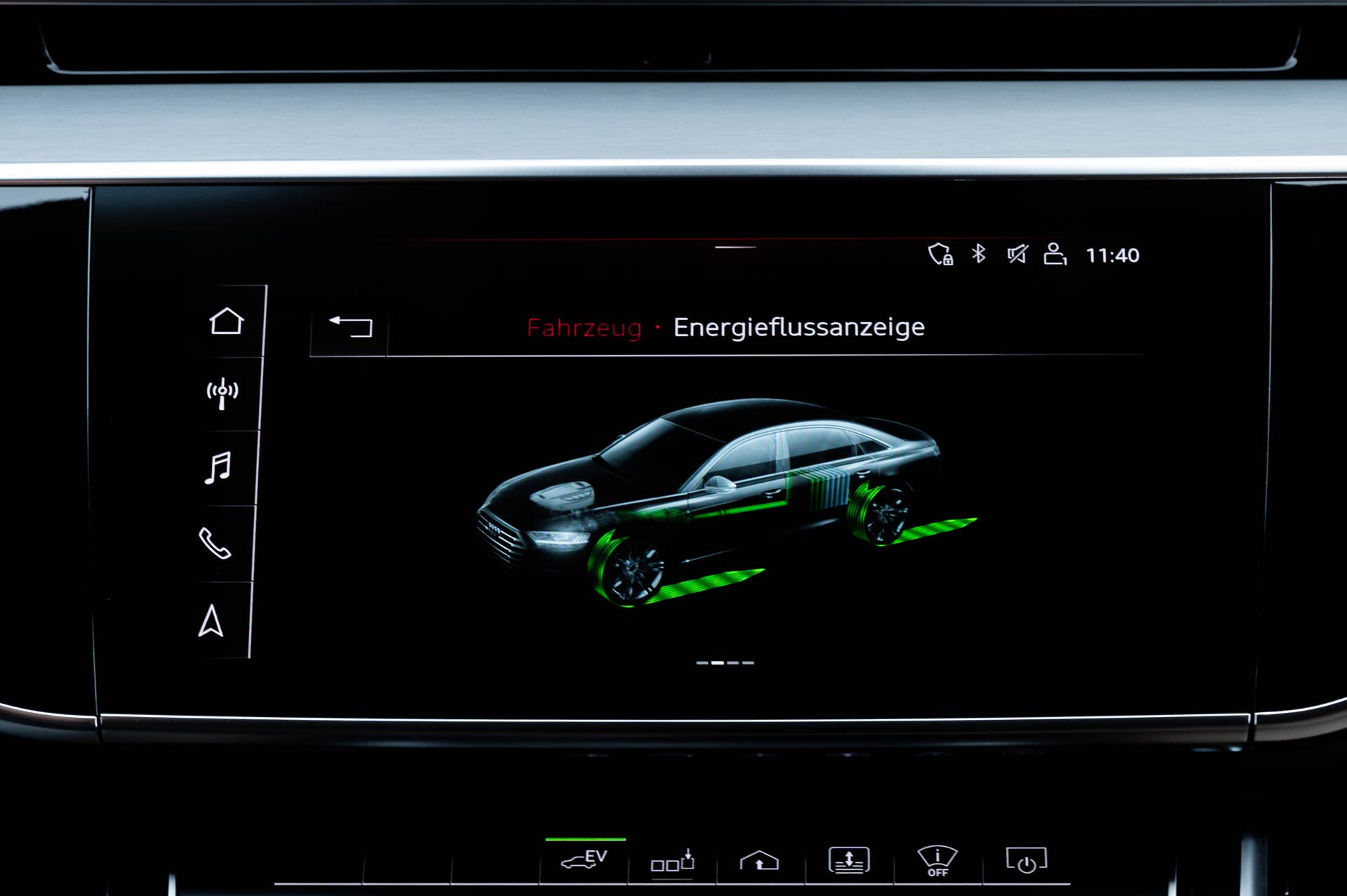 MMI display hybrid drivetrain Audi A8 L 60 TFSI e