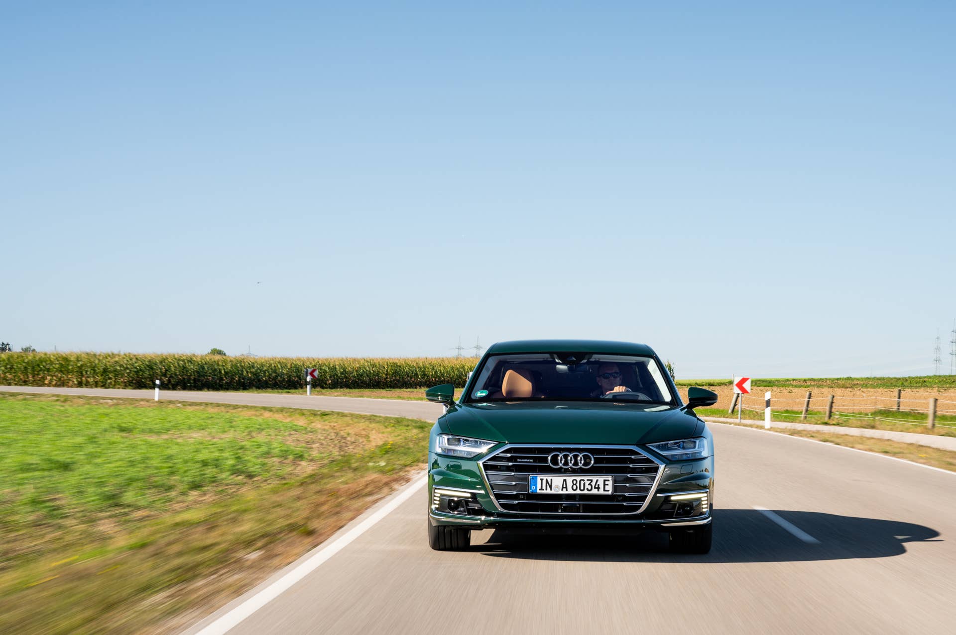 Dynamic photo, Colour: Goodwood green