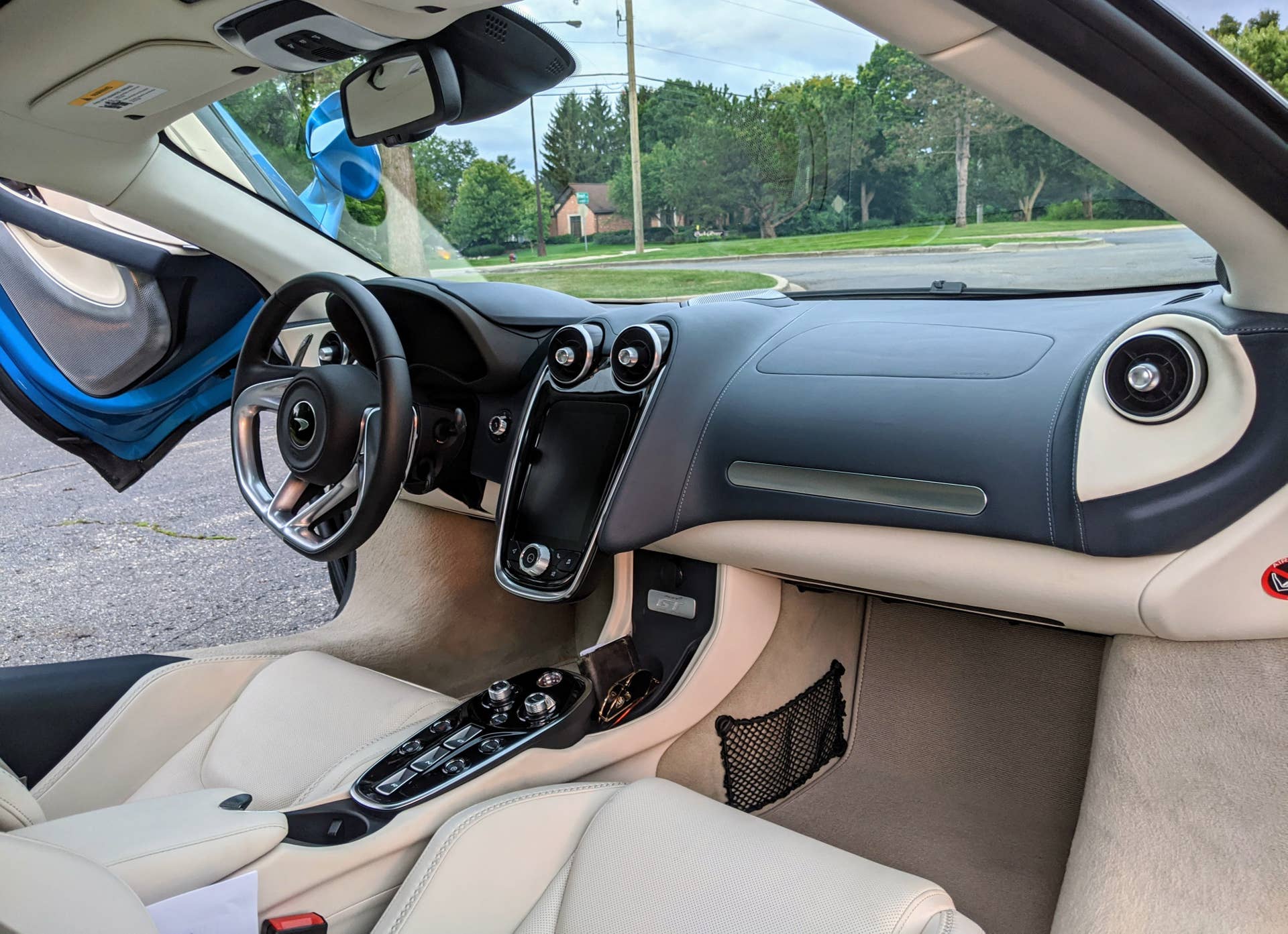 2020 McLaren GT