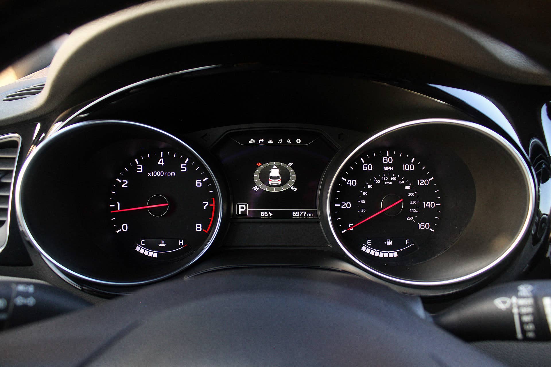 2015 Kia Sedona gauges