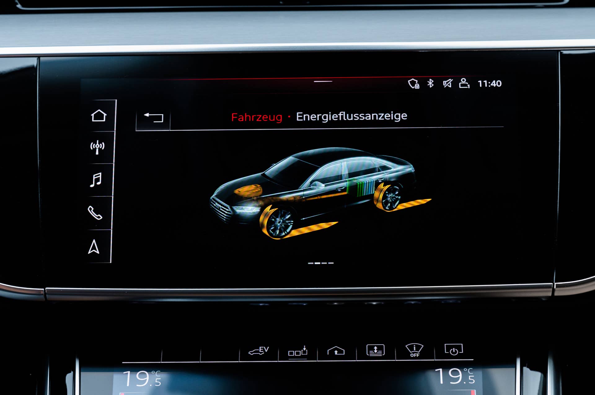 MMI display hybrid drivetrain Audi A8 L 60 TFSI e